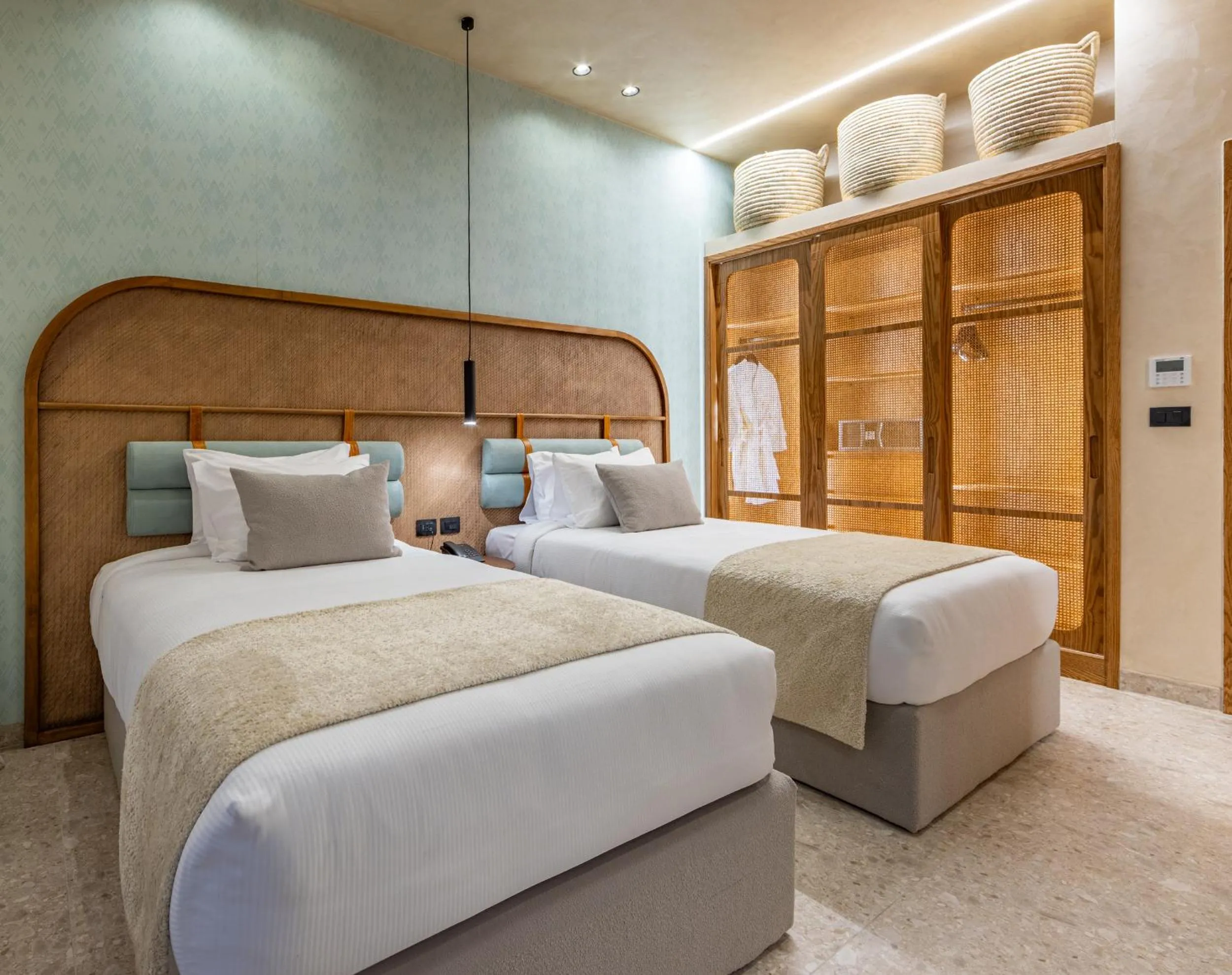 Bedroom, Bed in Desert Rose Resort