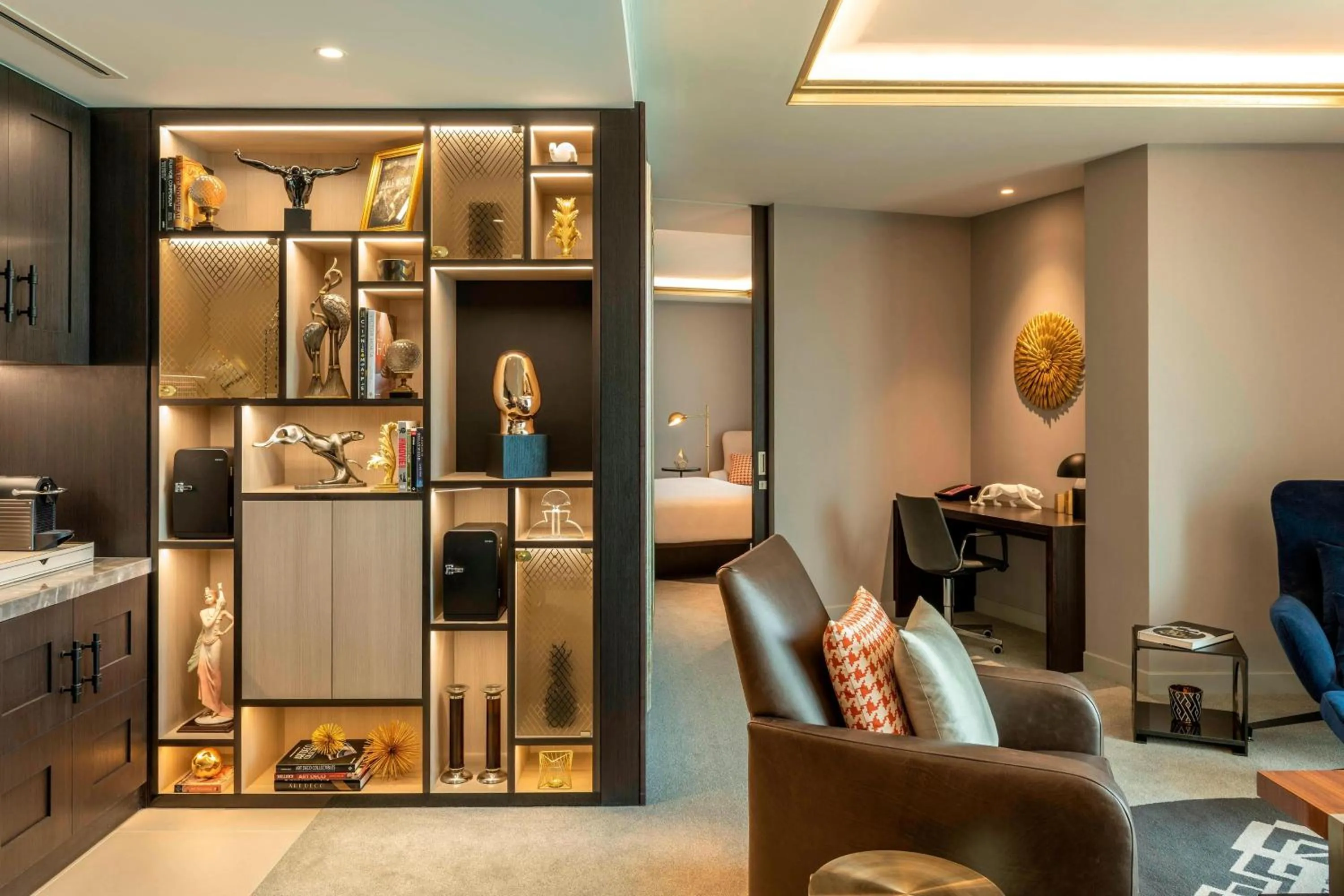 Photo of the whole room in Aloft Dubai Creek