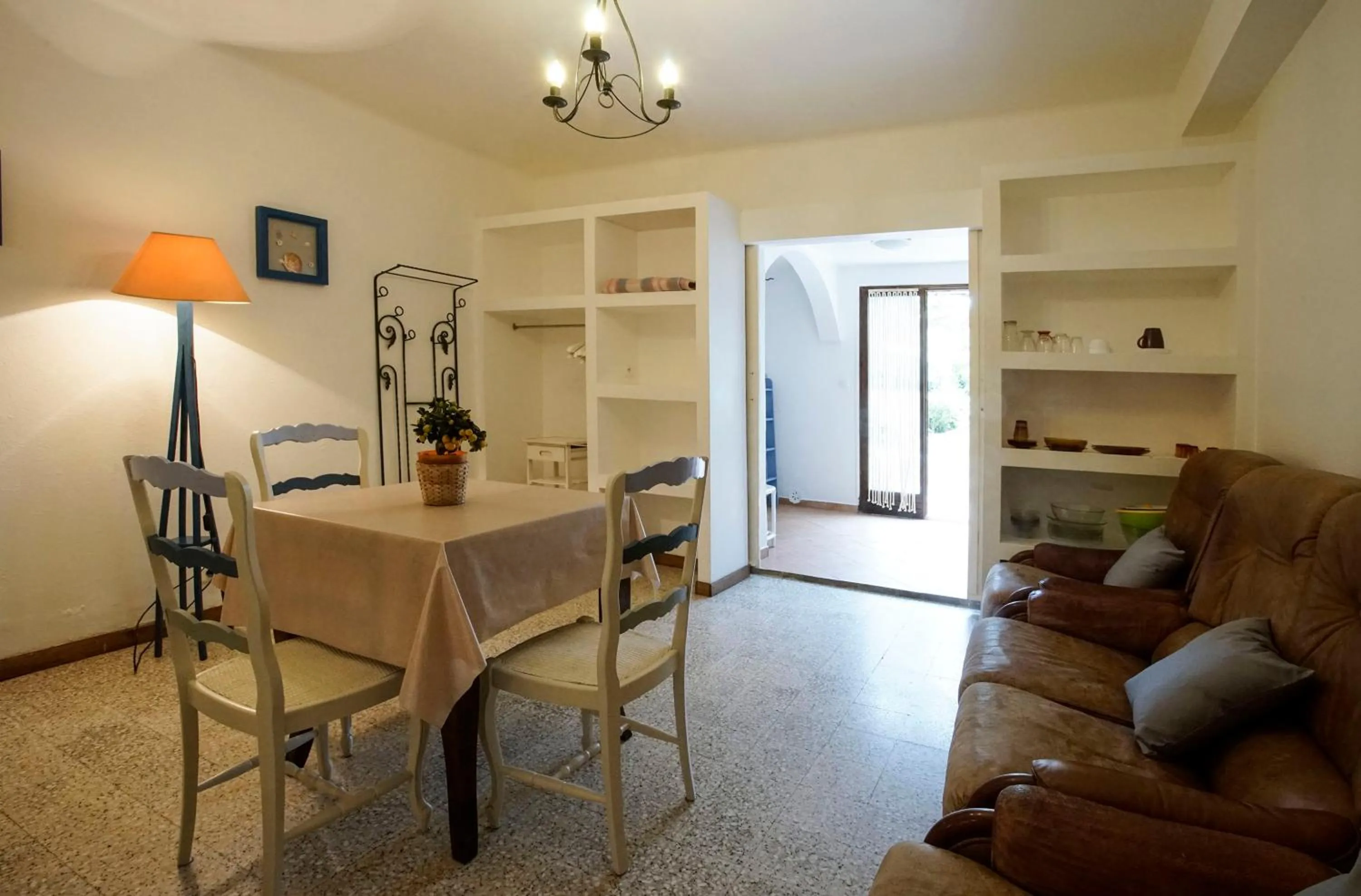 Photo of the whole room in Résidence Les Mandariniers