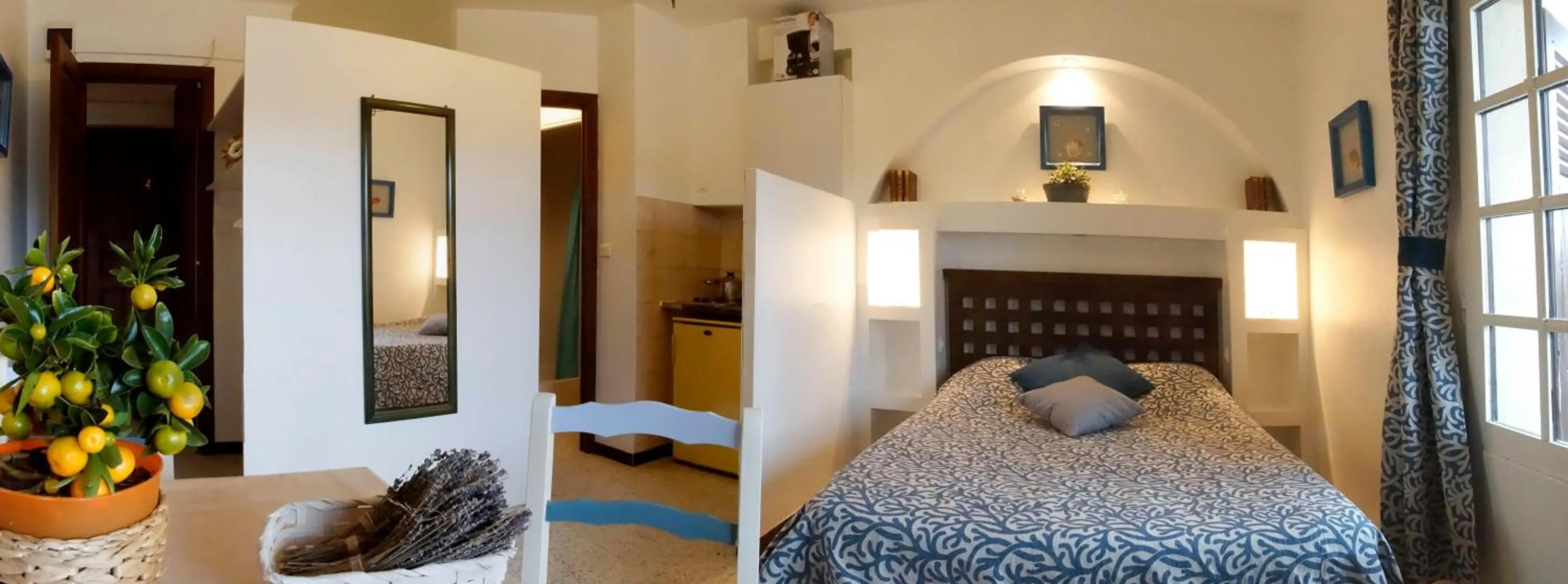 Bedroom, Bed in Résidence Les Mandariniers