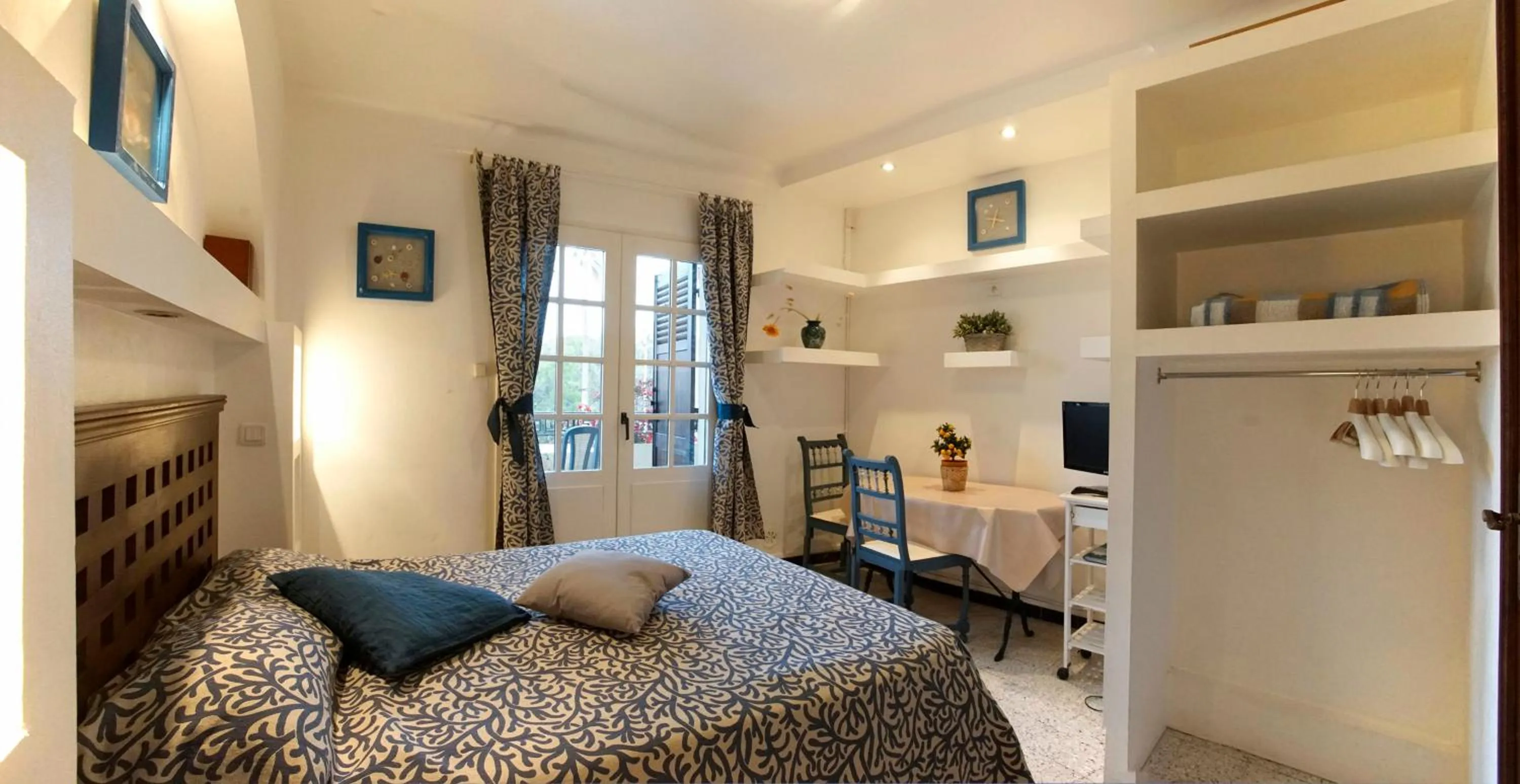 Bed in Résidence Les Mandariniers