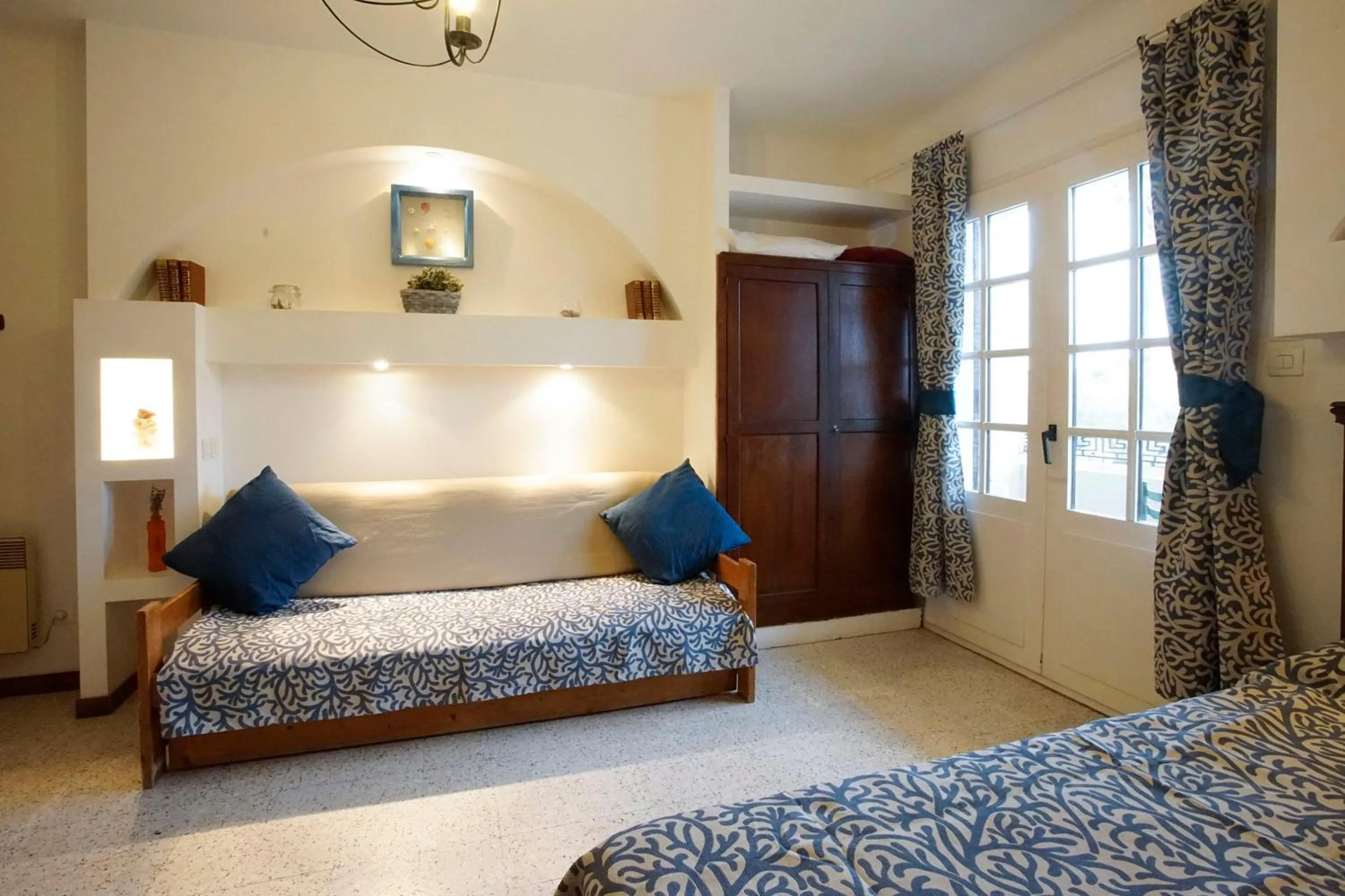 Bedroom, Bed in Résidence Les Mandariniers