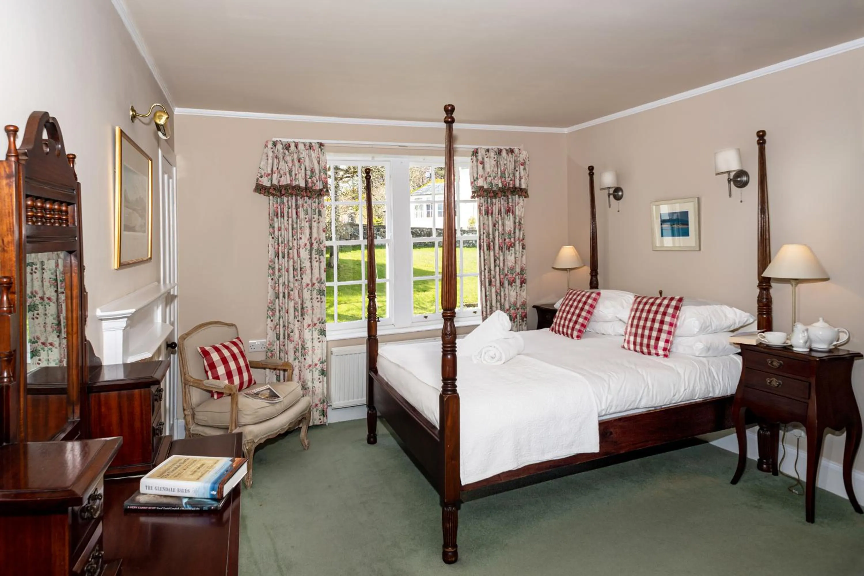 Bed in Hotel Eilean Iarmain