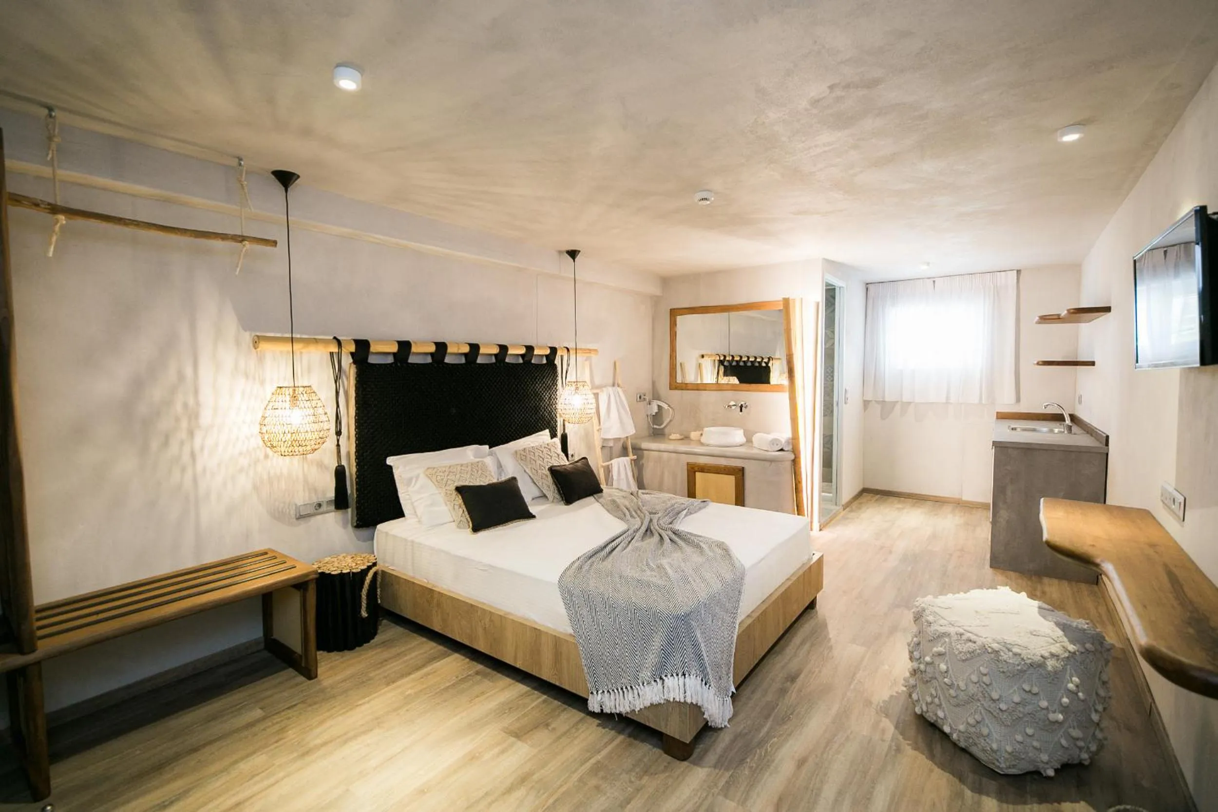 Bed in Sunrise Village Hotel Apartments