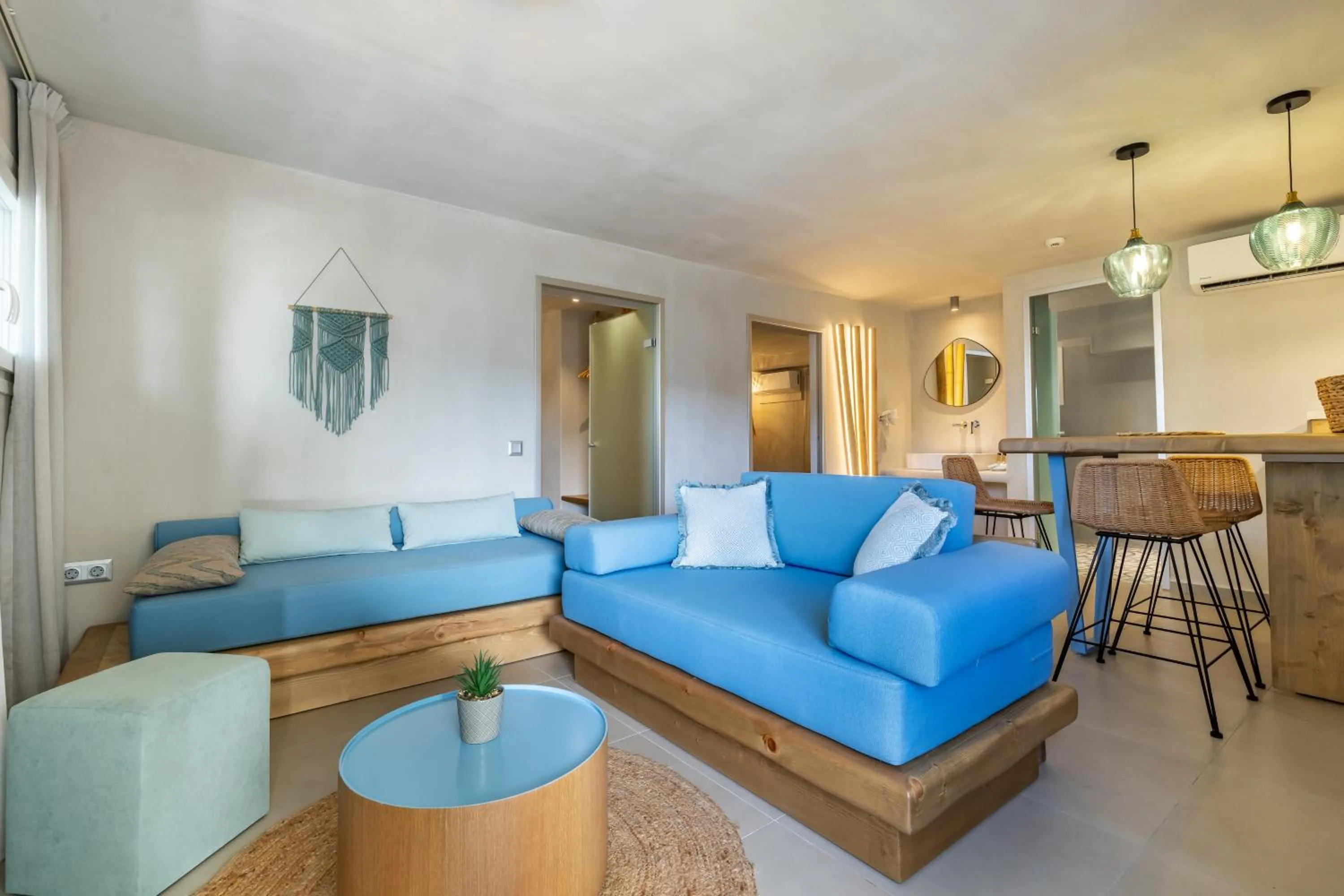 Seating area in Sunrise Village Hotel Apartments