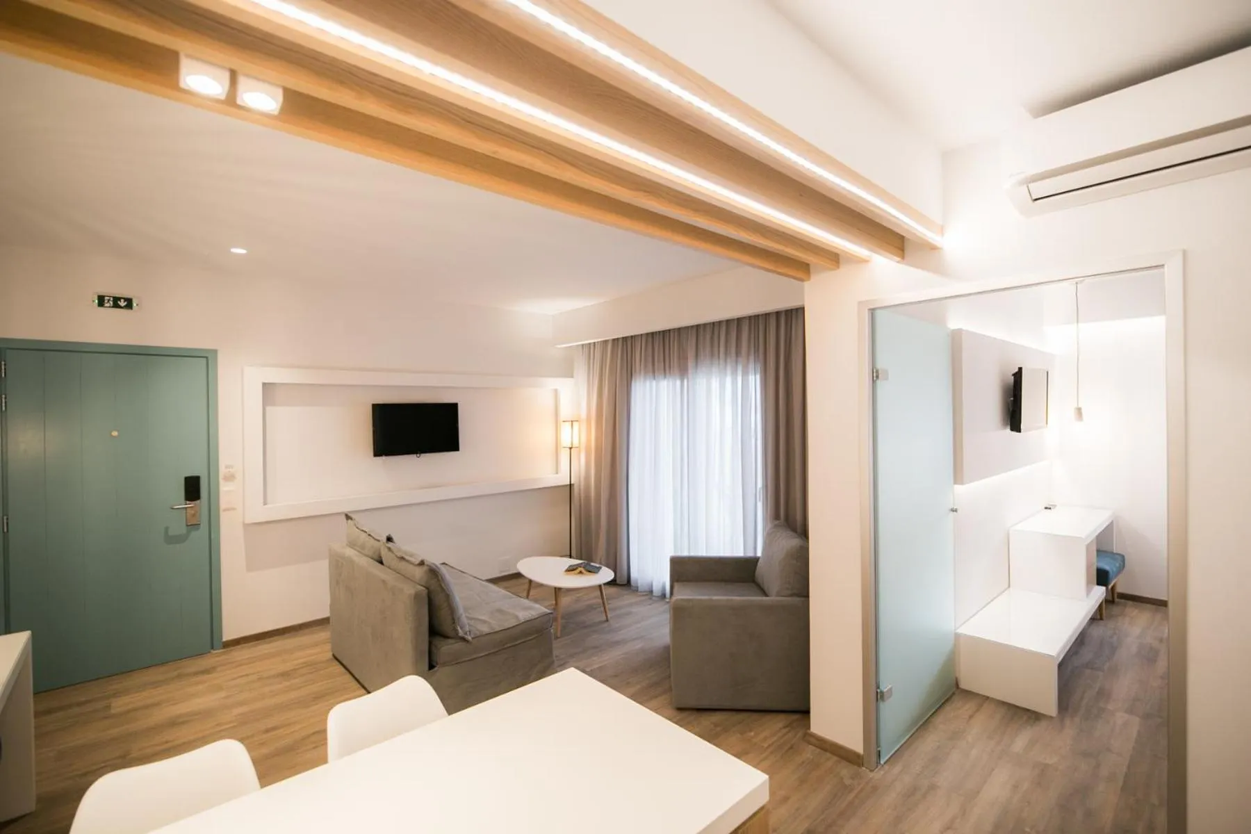 TV and multimedia, Bed in Sunrise Village Hotel Apartments