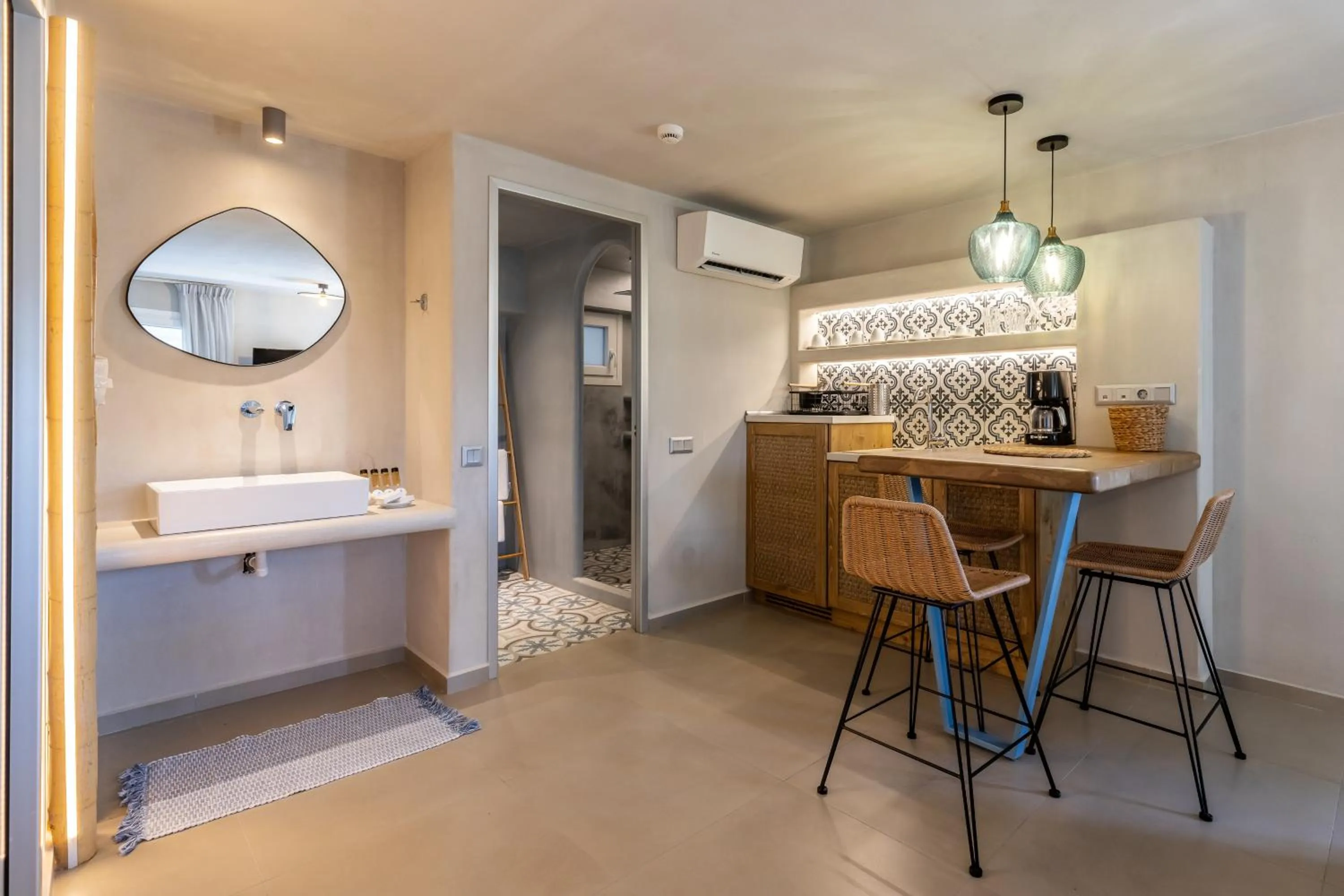 Deluxe Apartment in Sunrise Village Hotel Apartments