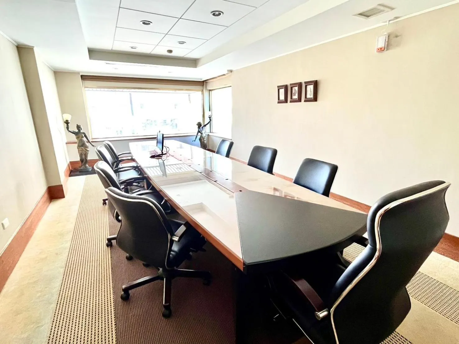 Hualien Charming City Hotel