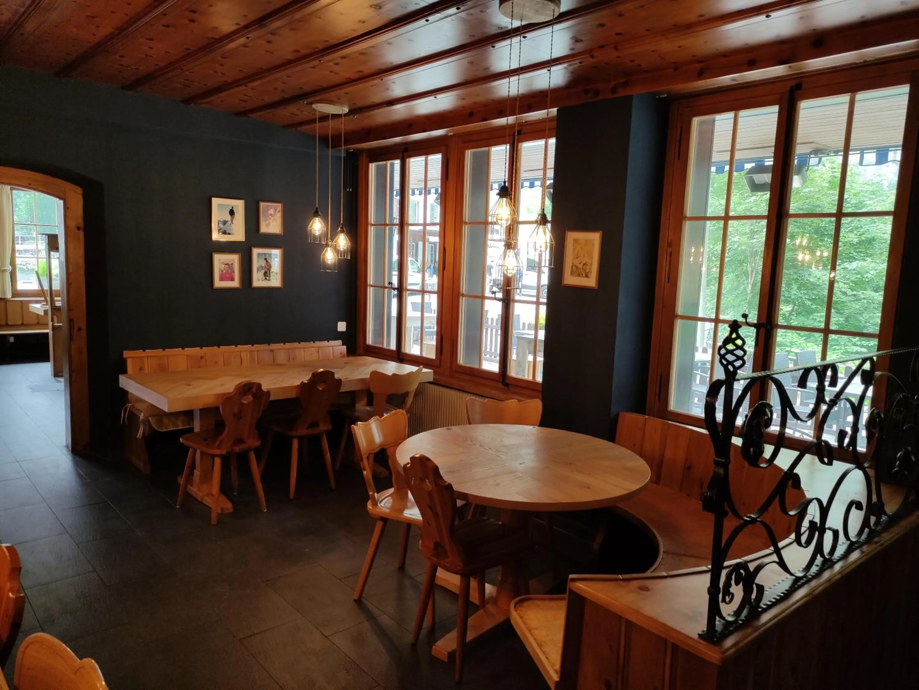 Restaurant/places to eat in Hotel Restaurant Jungfrau