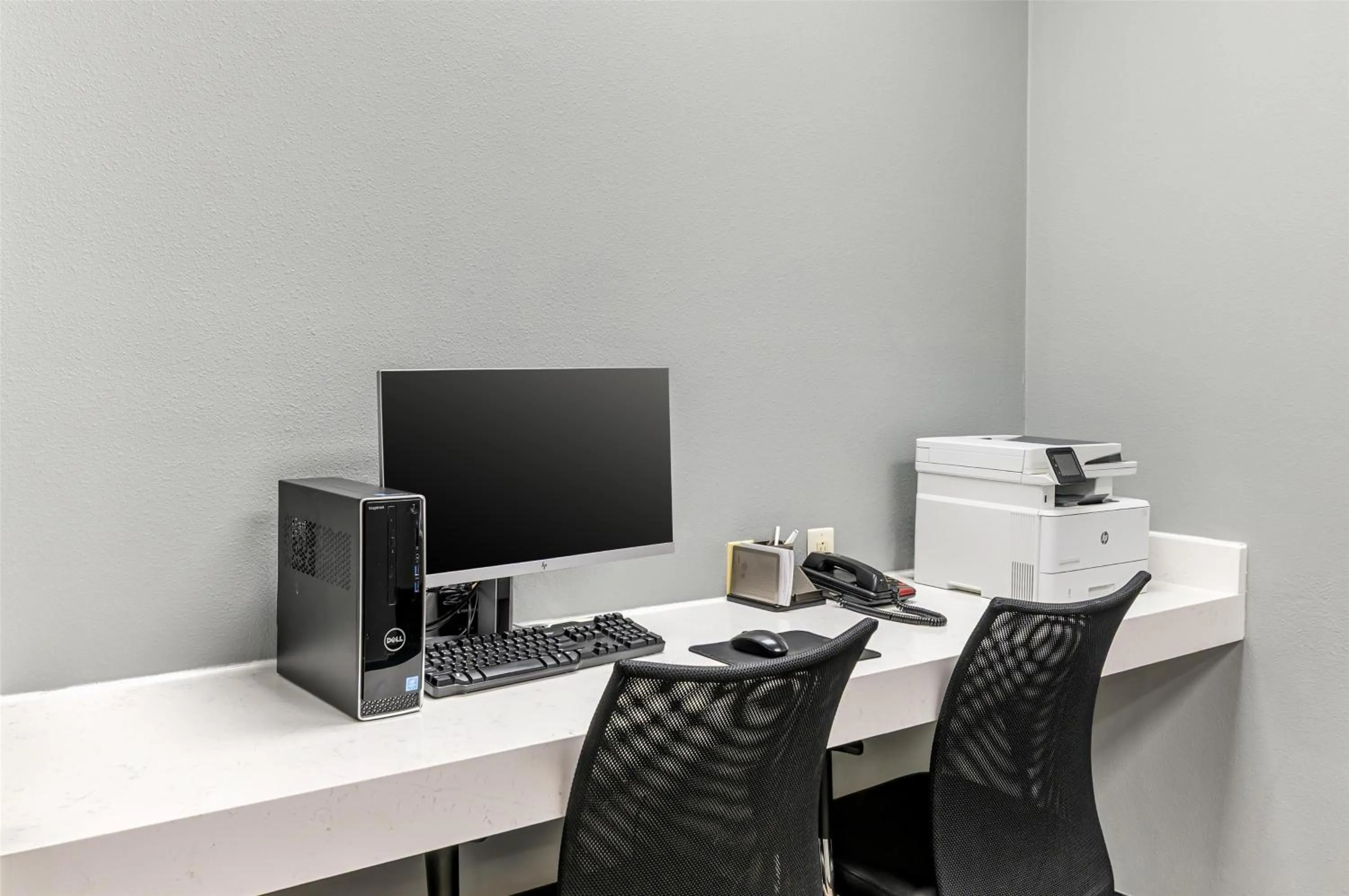 Business facilities in Best Western Plus JFK Inn & Suites