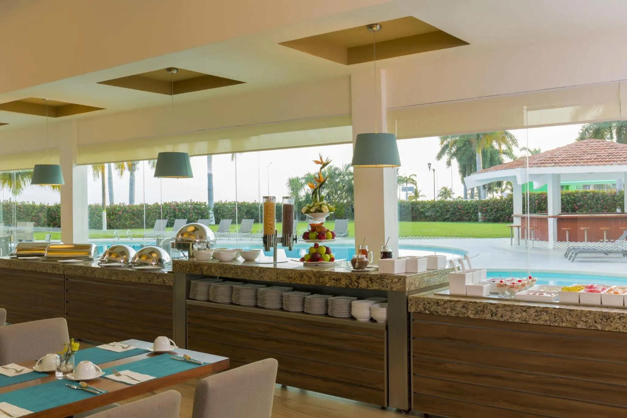 Restaurant/places to eat in Gamma Campeche Malecon