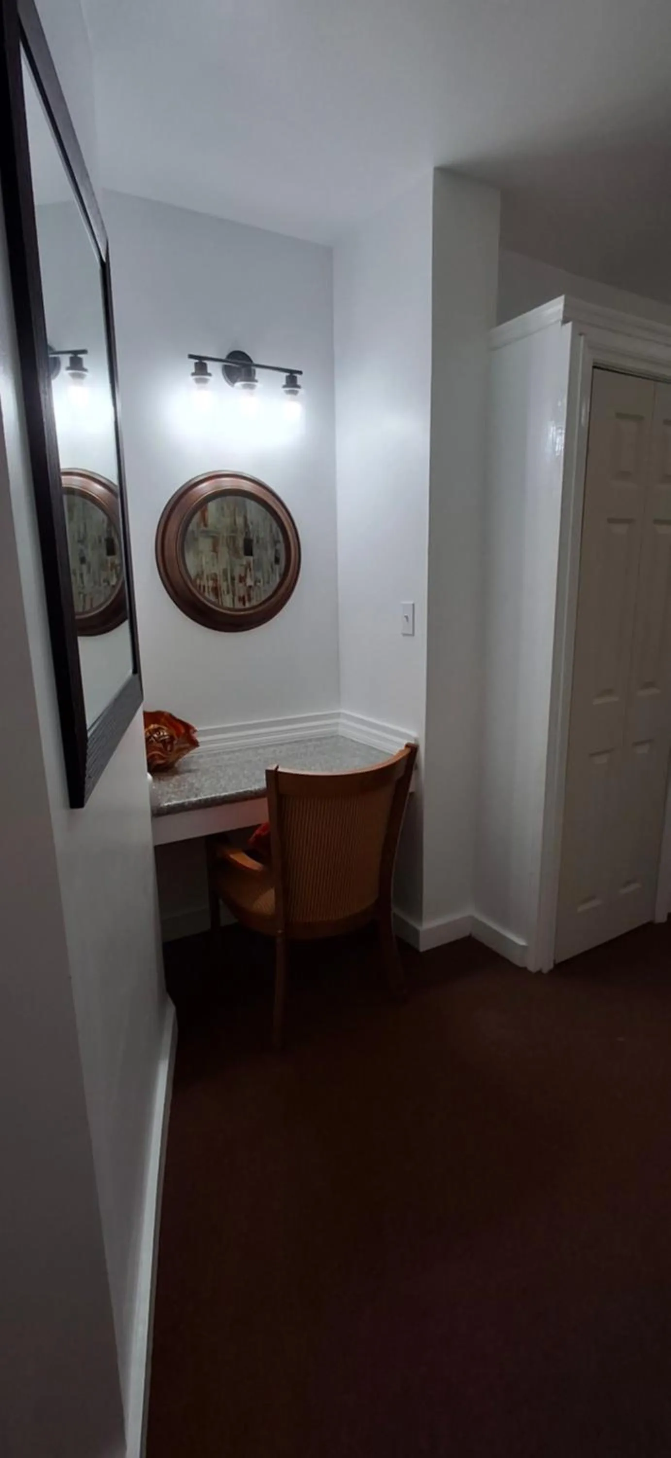 wardrobe in BELL At The Airport Suites Adults Only - Free Airport Transportation