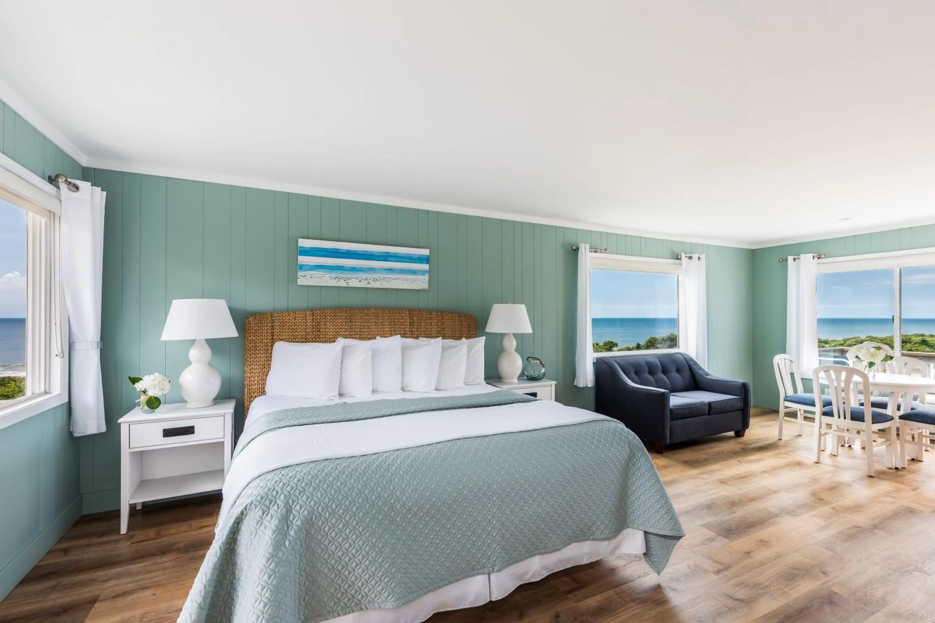 Bed in Hartman's Briney Breezes Beach Resort