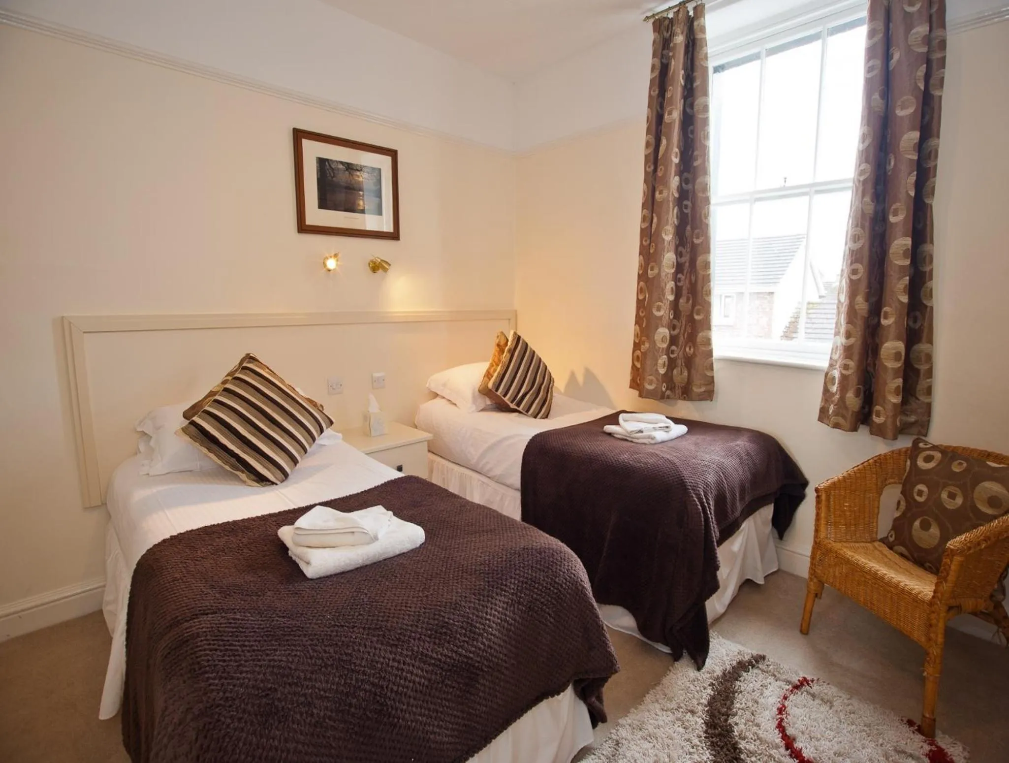 Bedroom, Bed in Black Swan