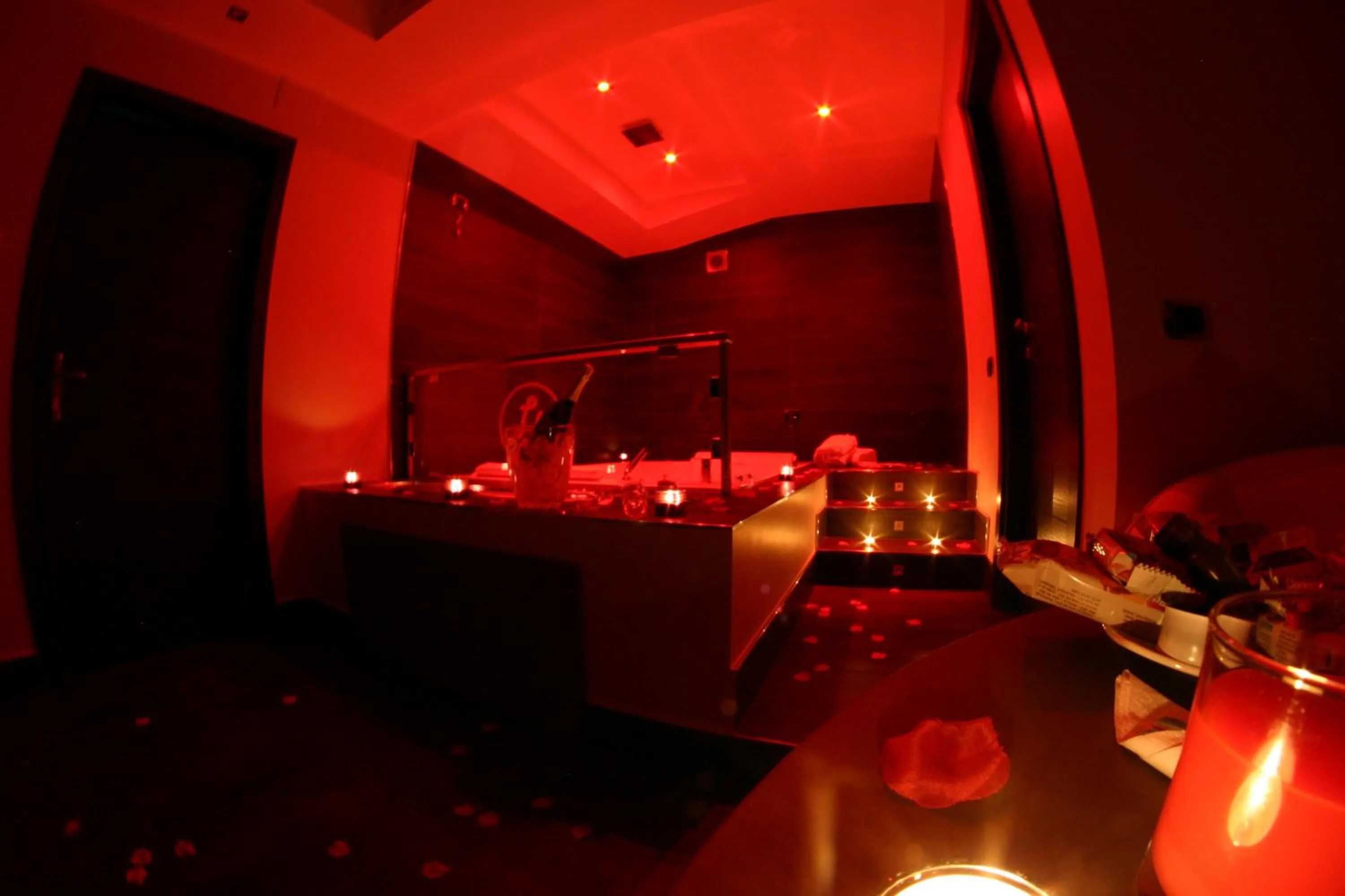 Photo of the whole room in Hotel Luxor