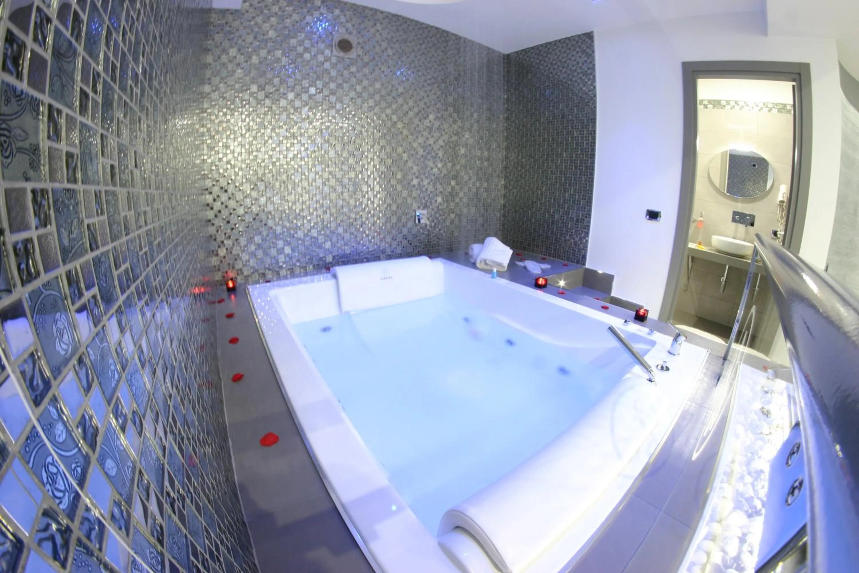 Bathroom in Hotel Luxor