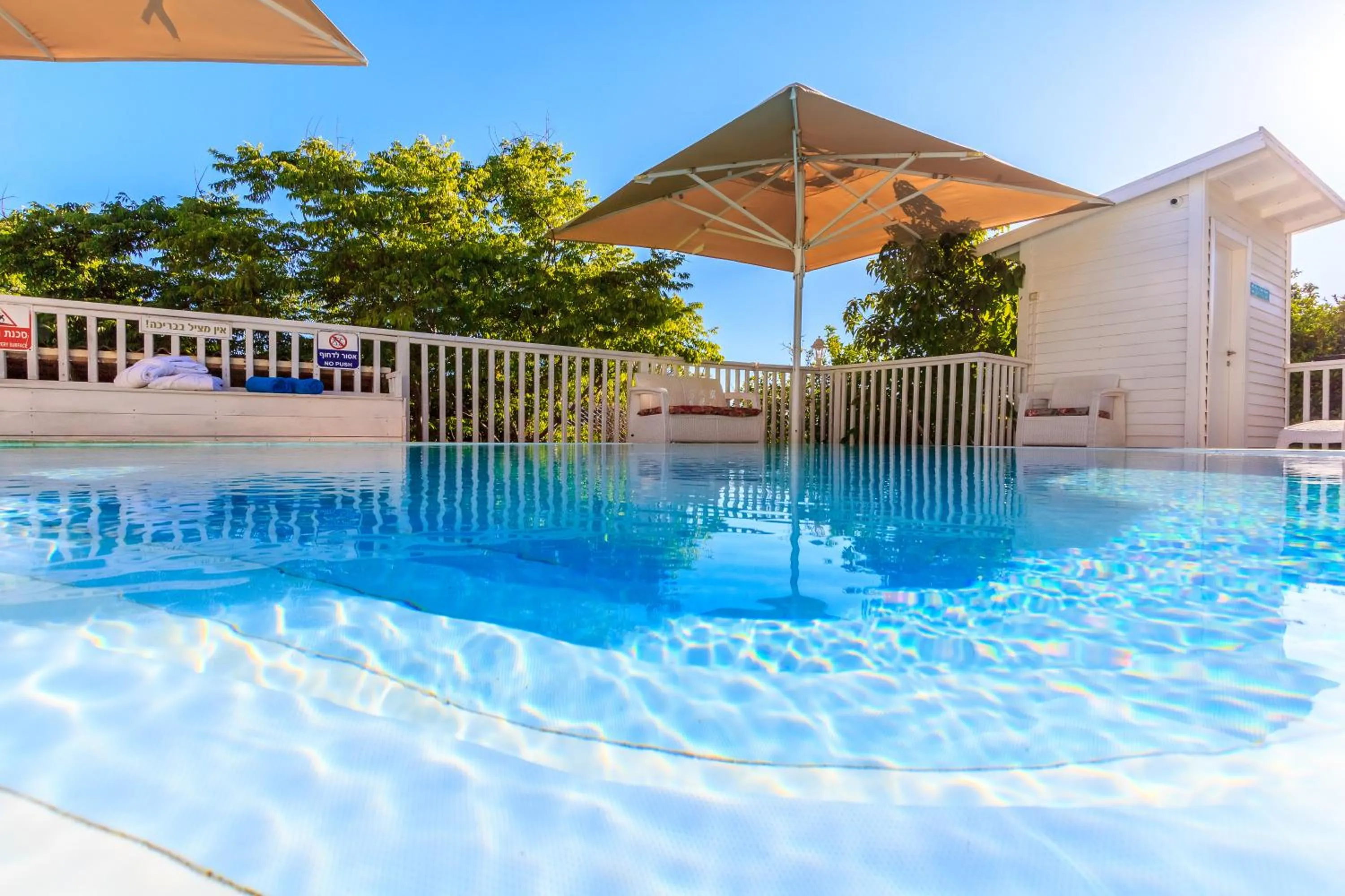 Swimming pool in Betzel Ha'Ella