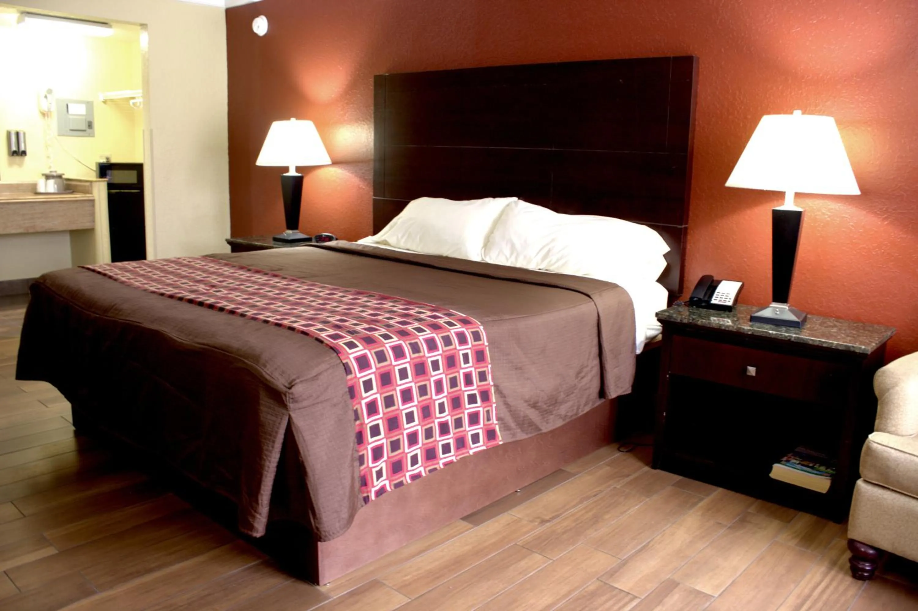 Bedroom in Polynesian Inn