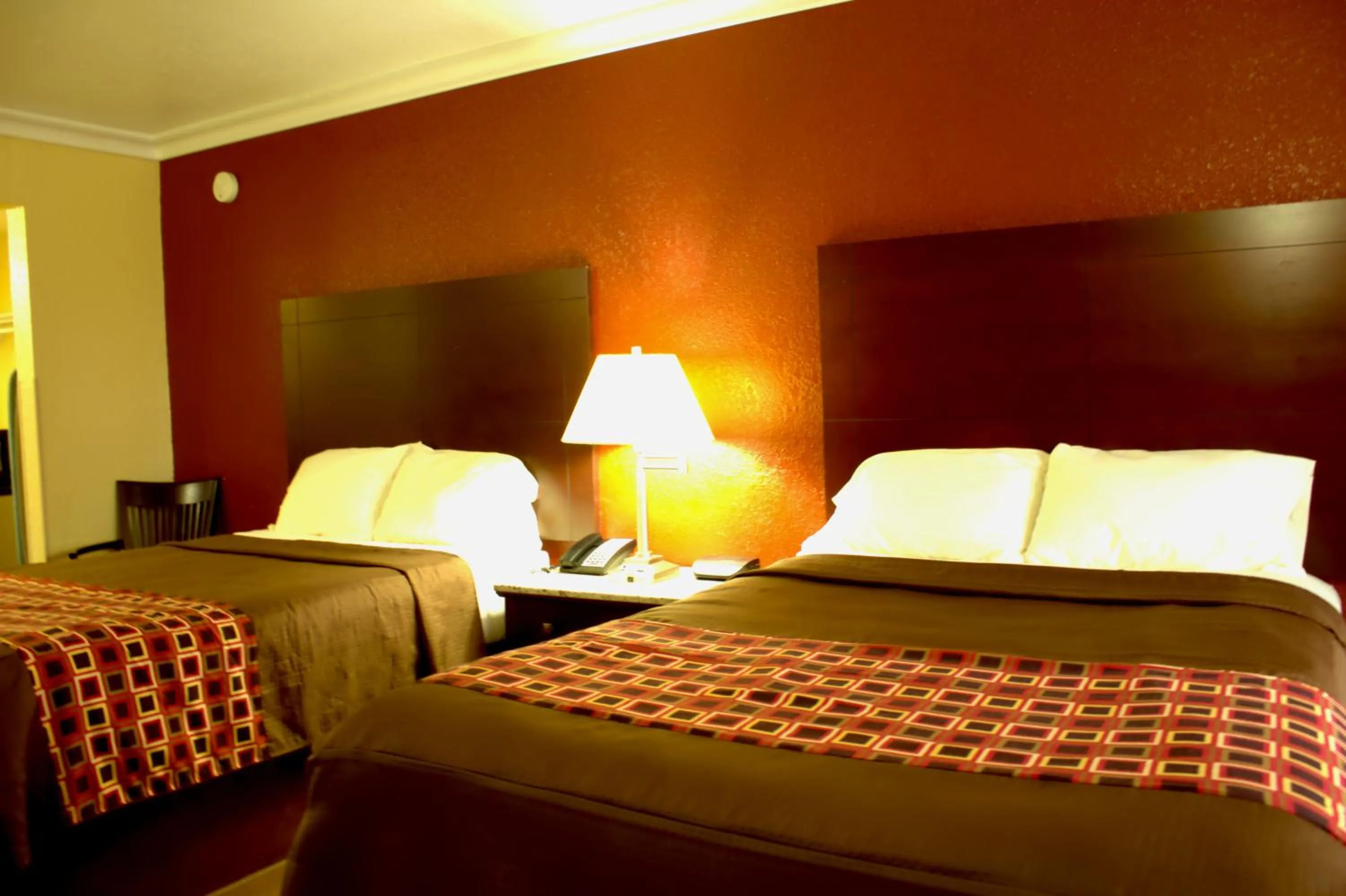 Bedroom in Polynesian Inn