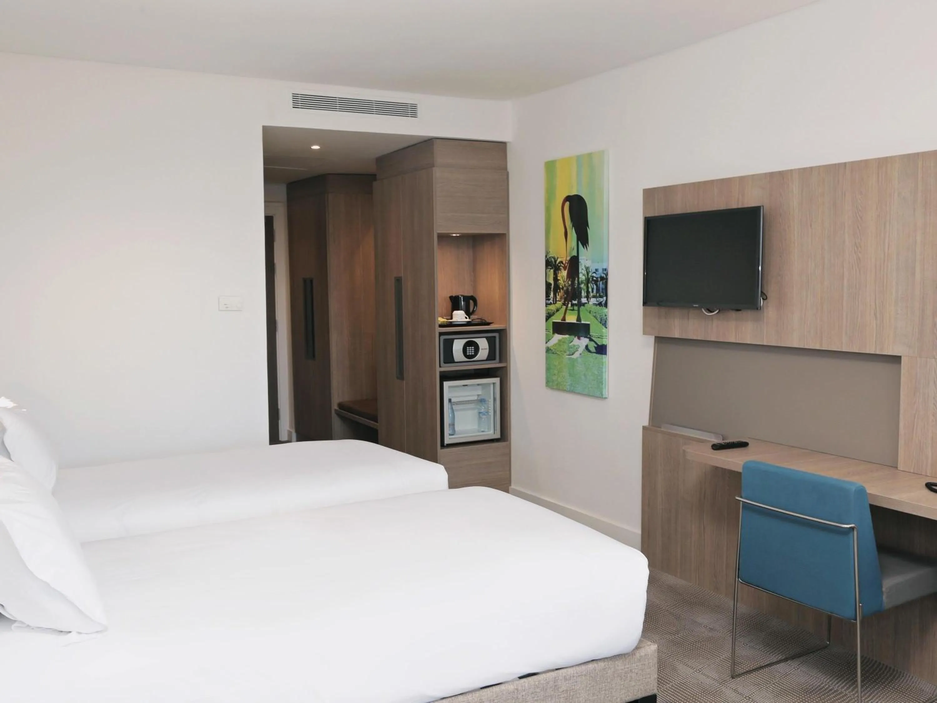 Bedroom, Bed in Novotel Mohammedia