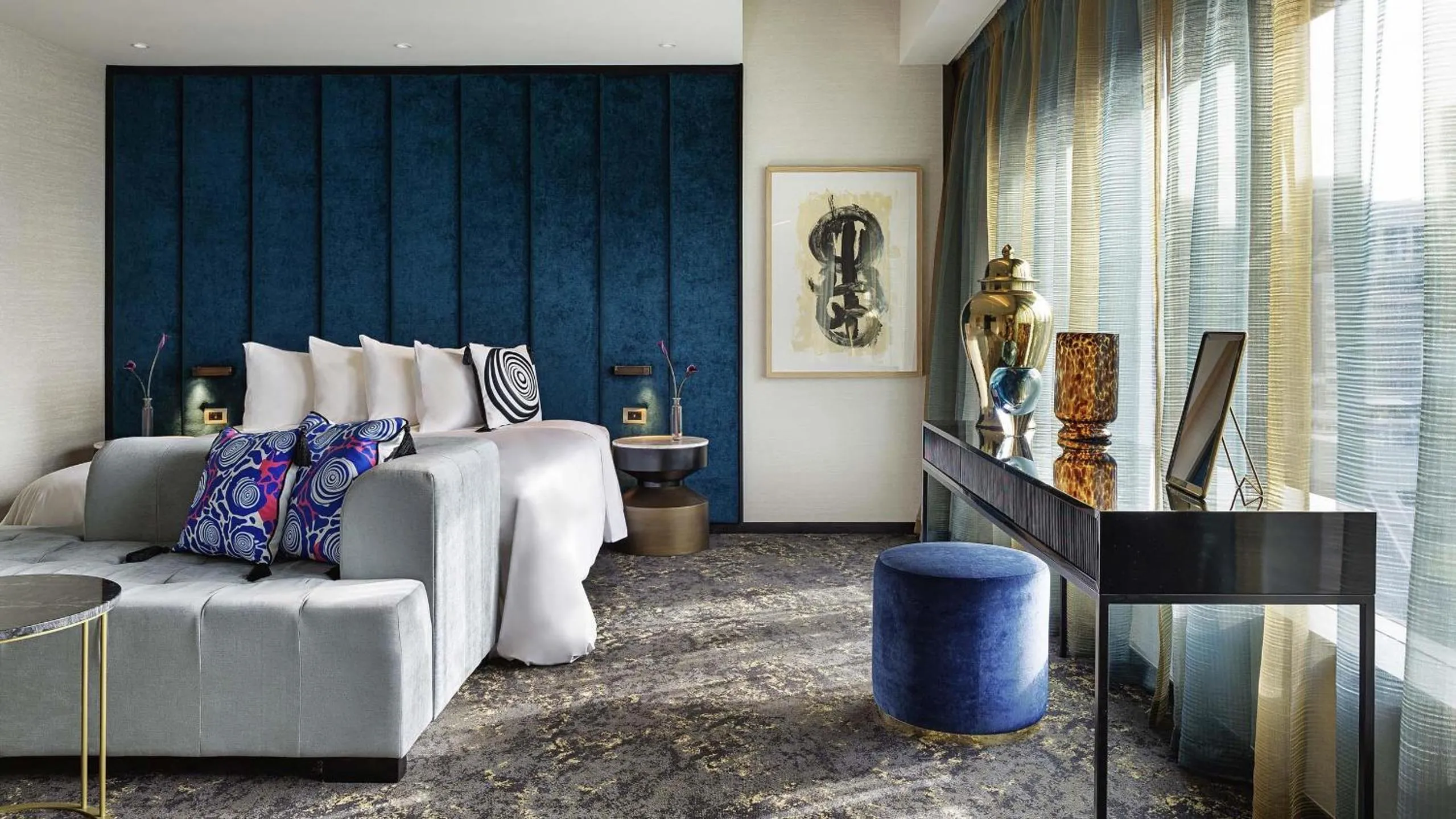 Photo of the whole room in SO/ Auckland