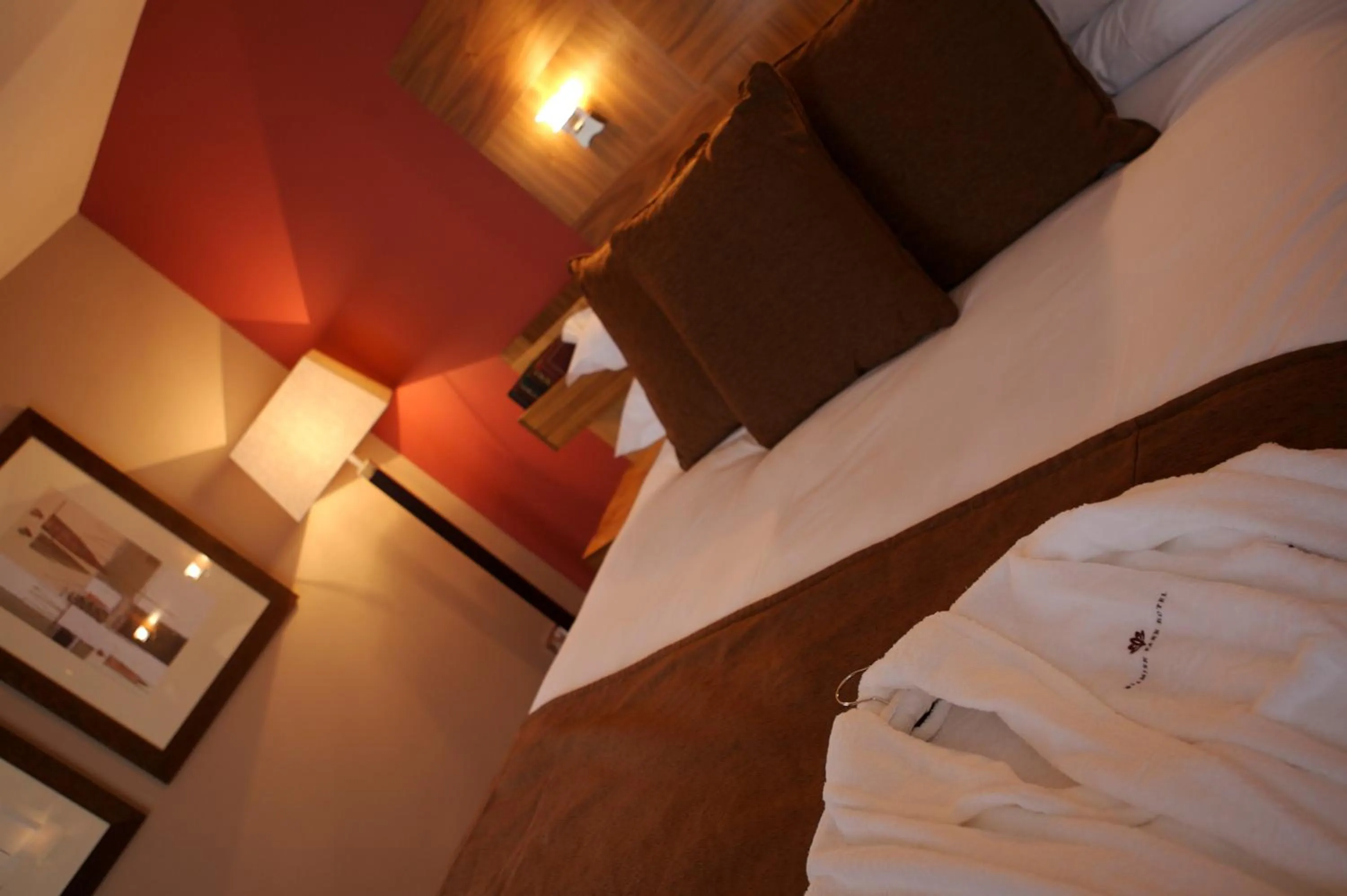 Bed in Beamish Park Hotel