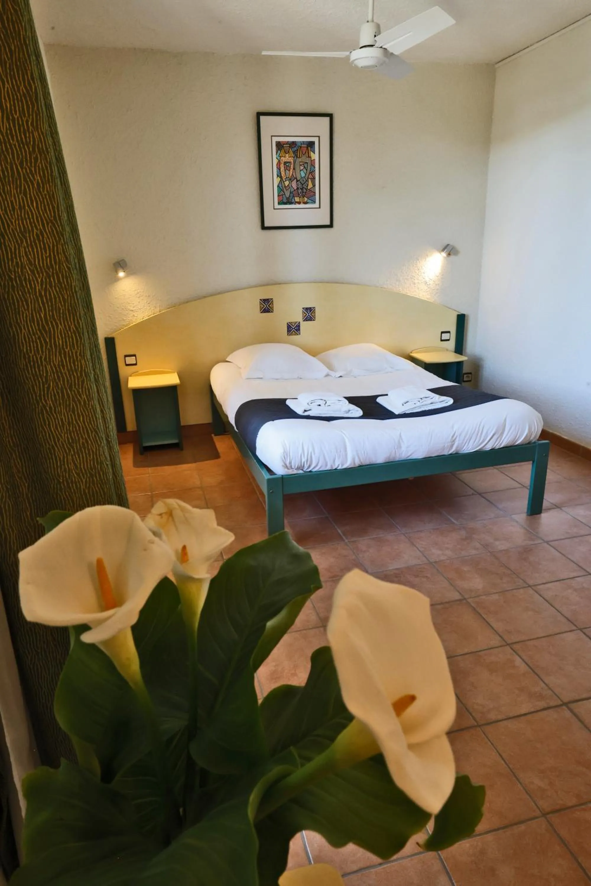 Bed in Village vacances Le Hameau des Oliviers