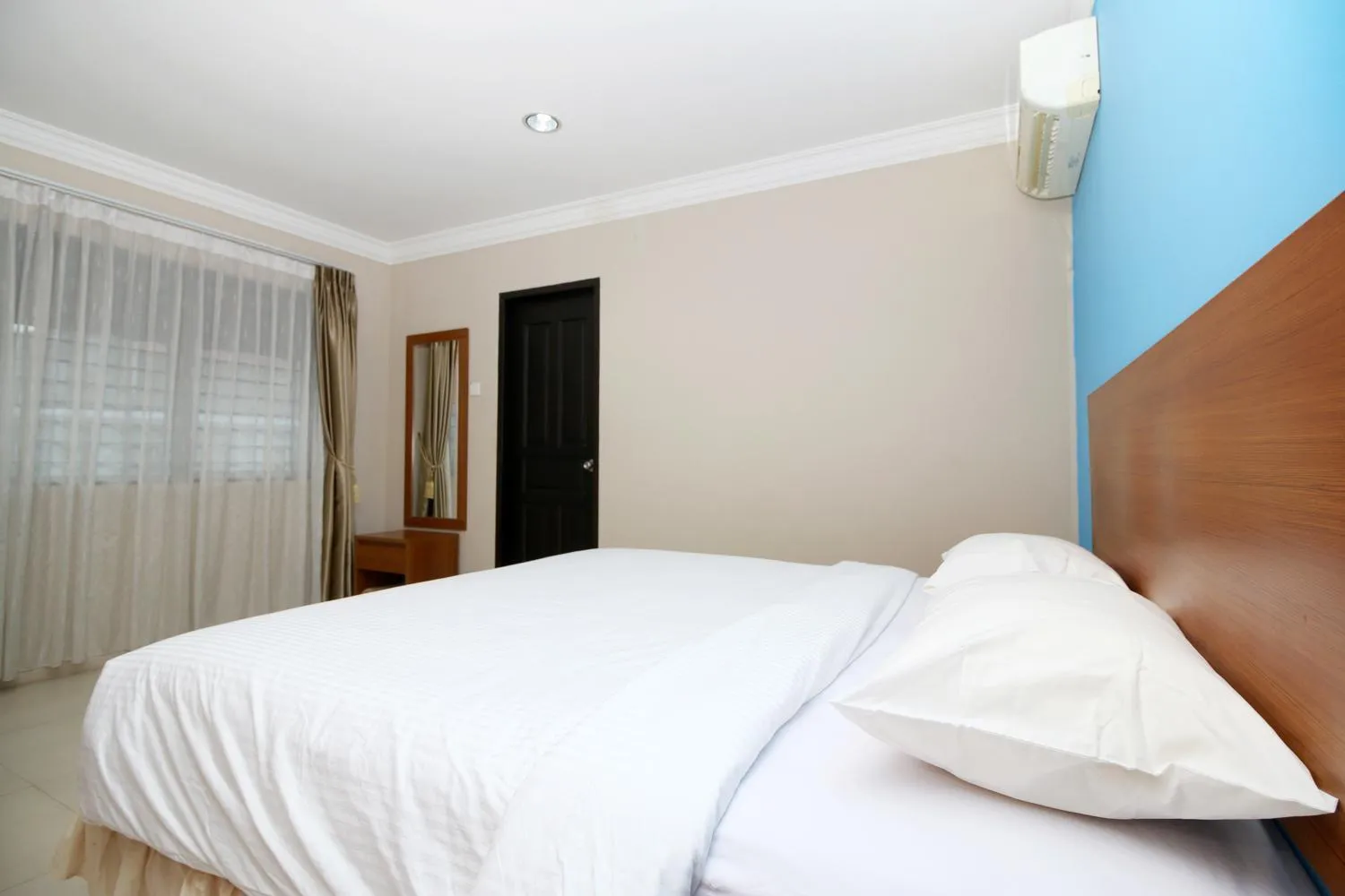 Bedroom, Bed in Safina Inn Syariah Sekupang Batam