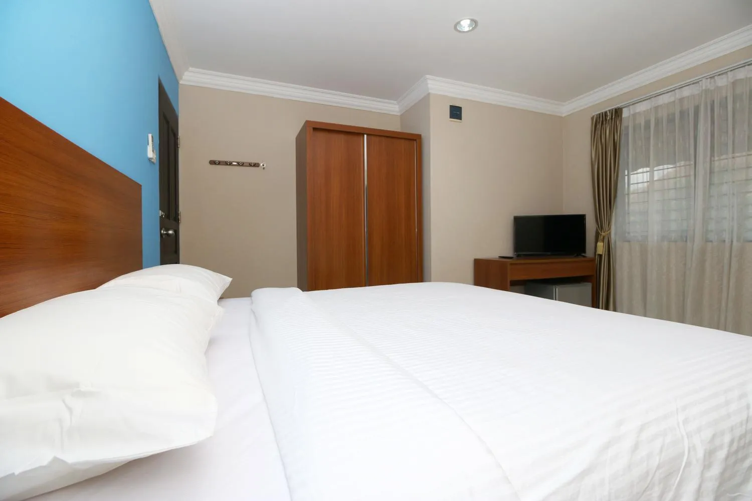 Bedroom, Bed in Safina Inn Syariah Sekupang Batam