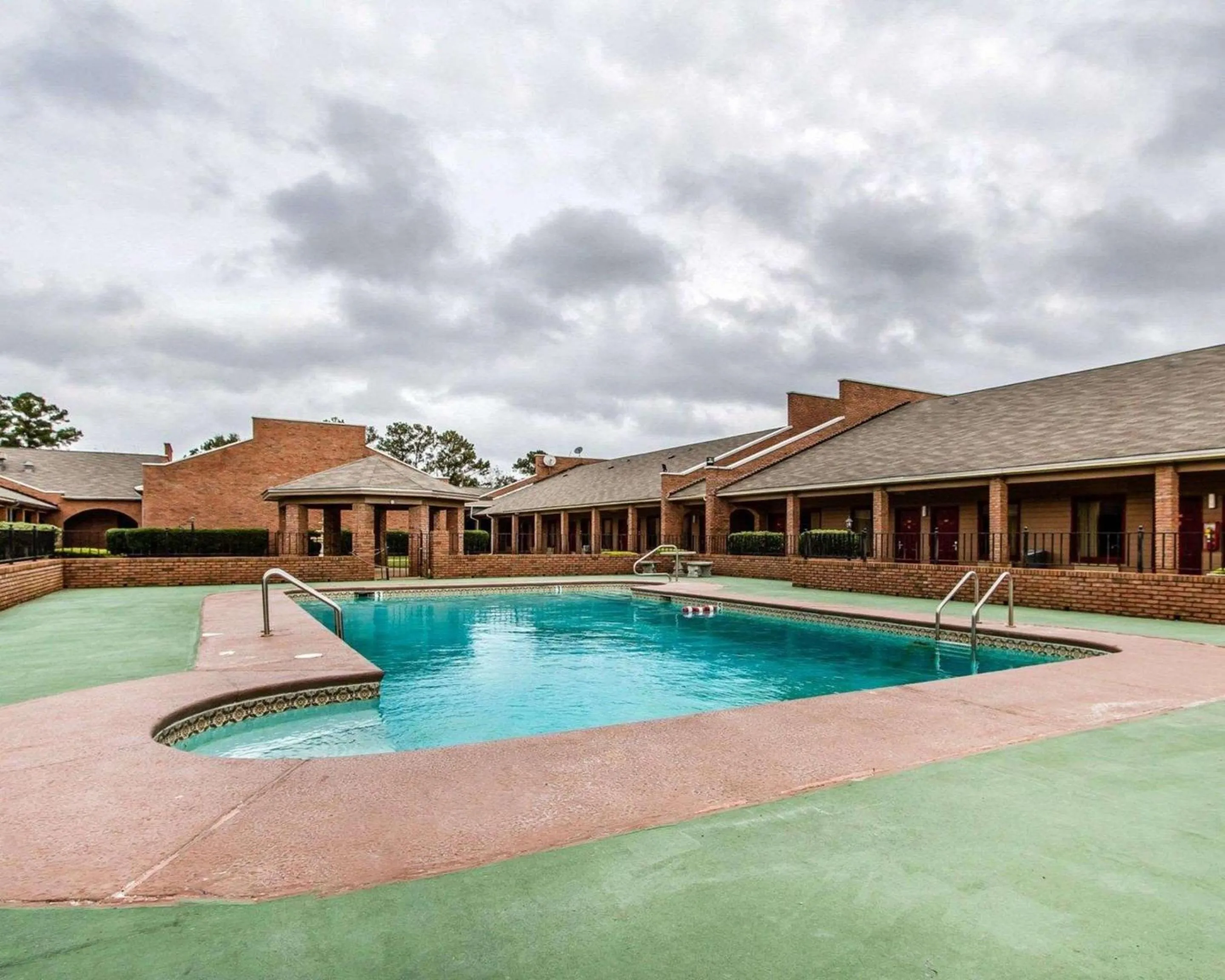 On site in Econo Lodge Inn & Suites Enterprise