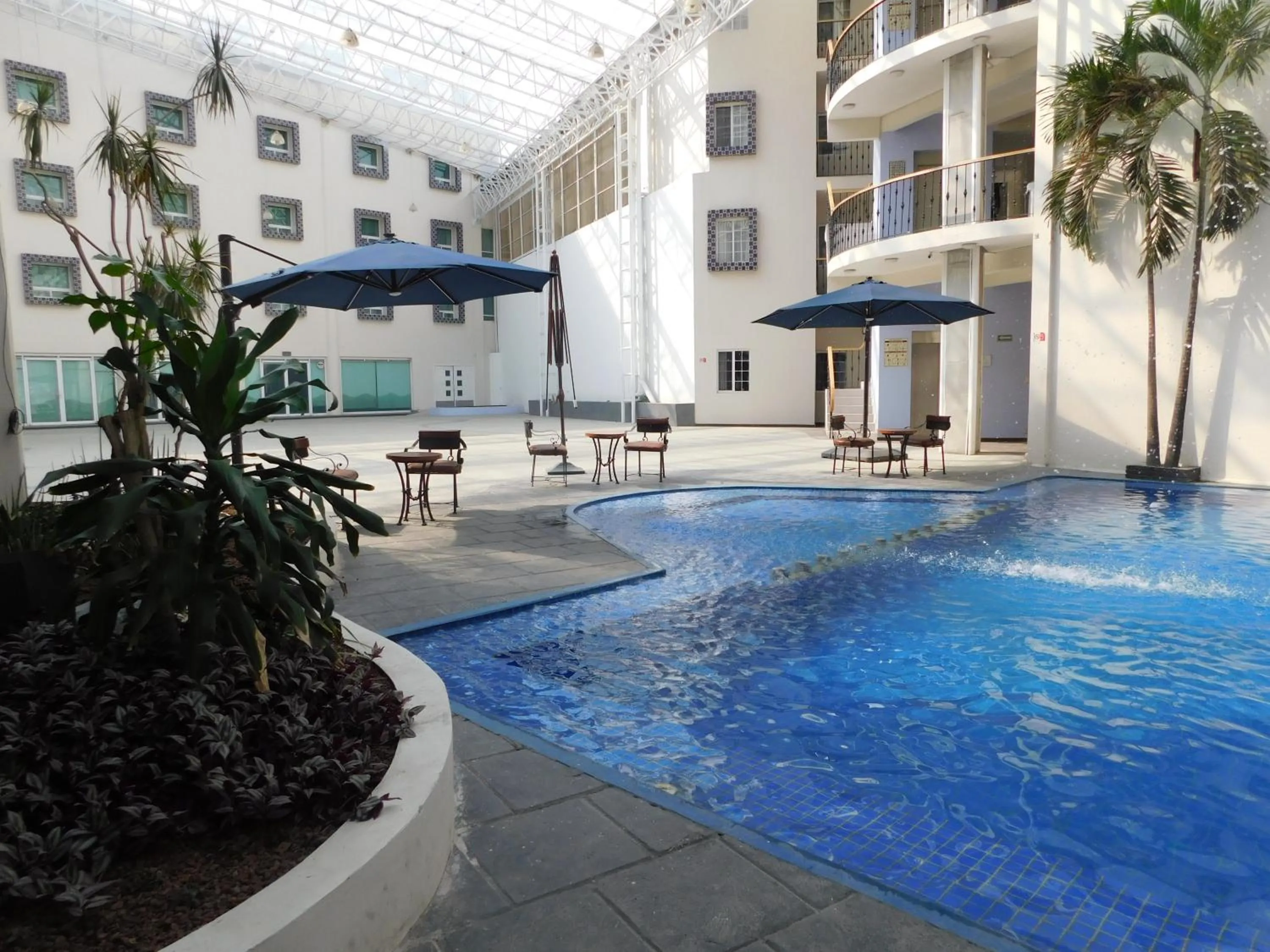 Swimming pool in Plaza Poblana