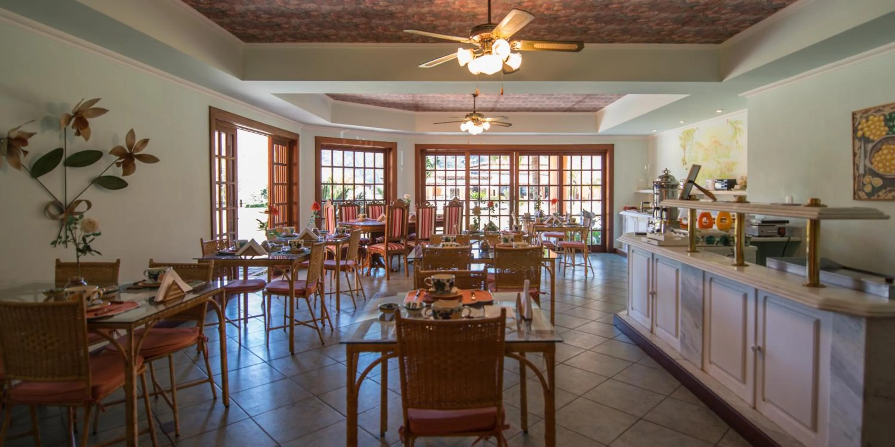 Breakfast in Quinta da Paz Resort