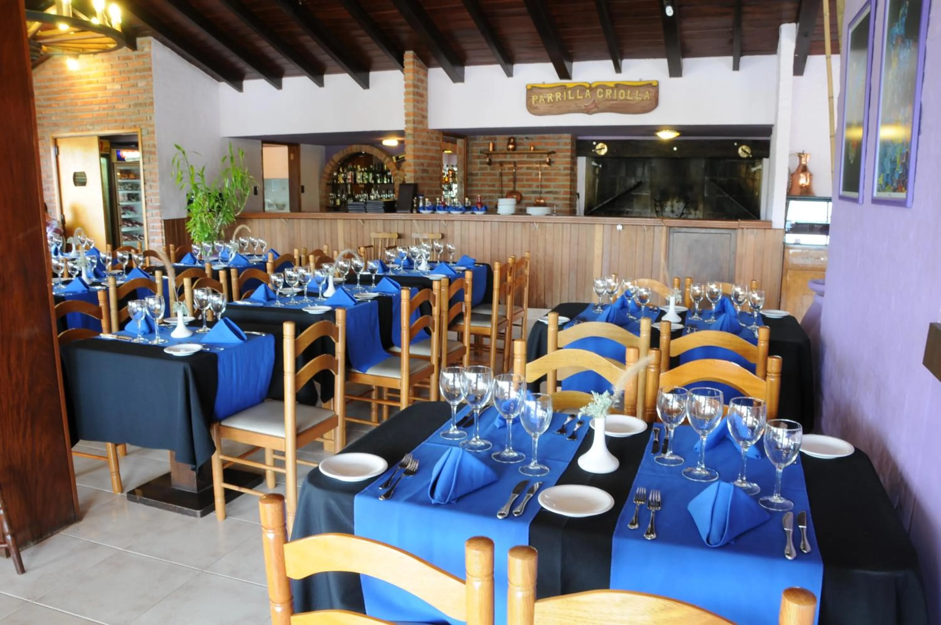 Restaurant/places to eat in Arapey Oasis Termal Hotel