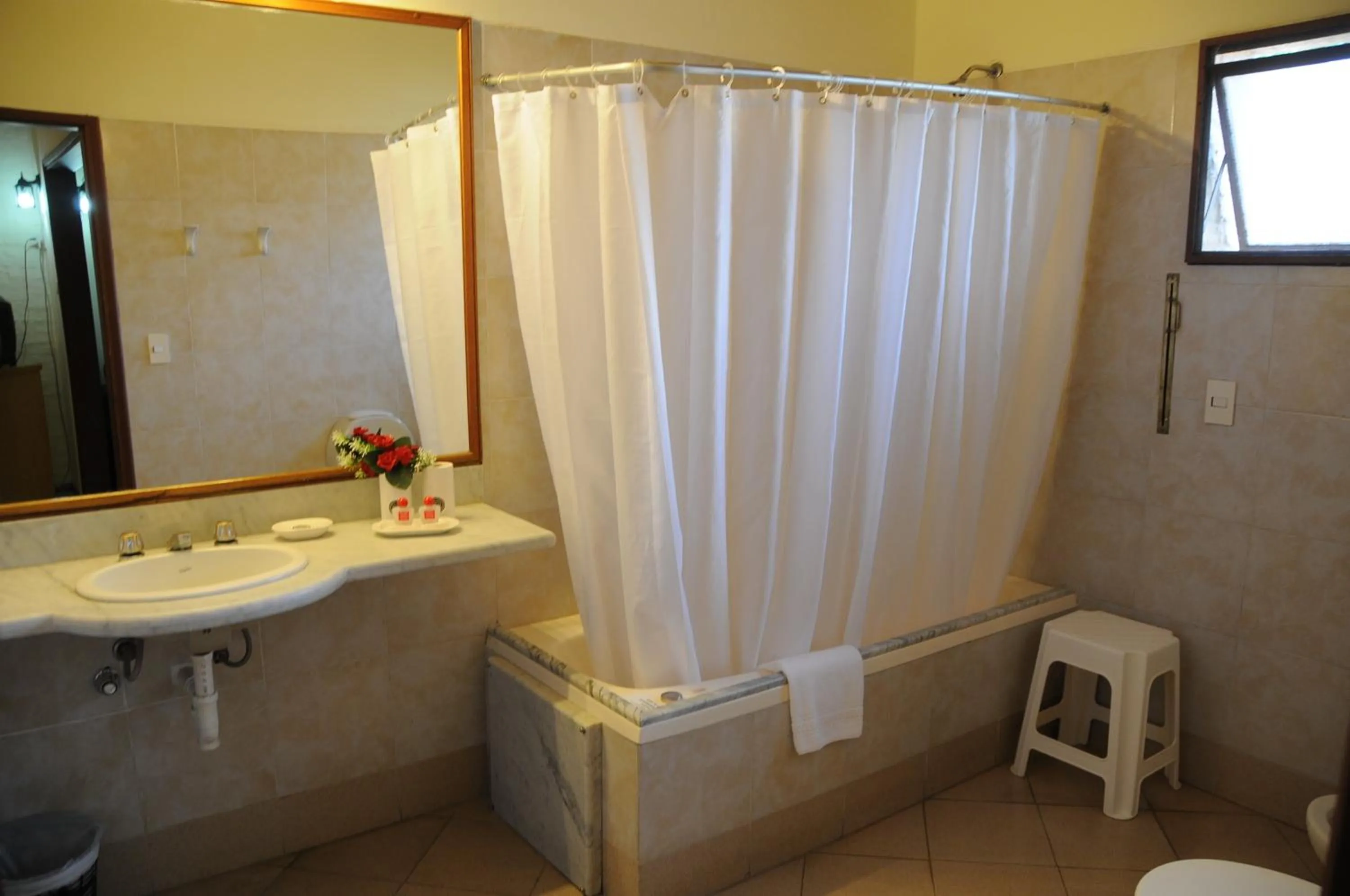 Hot Tub in Arapey Oasis Termal Hotel