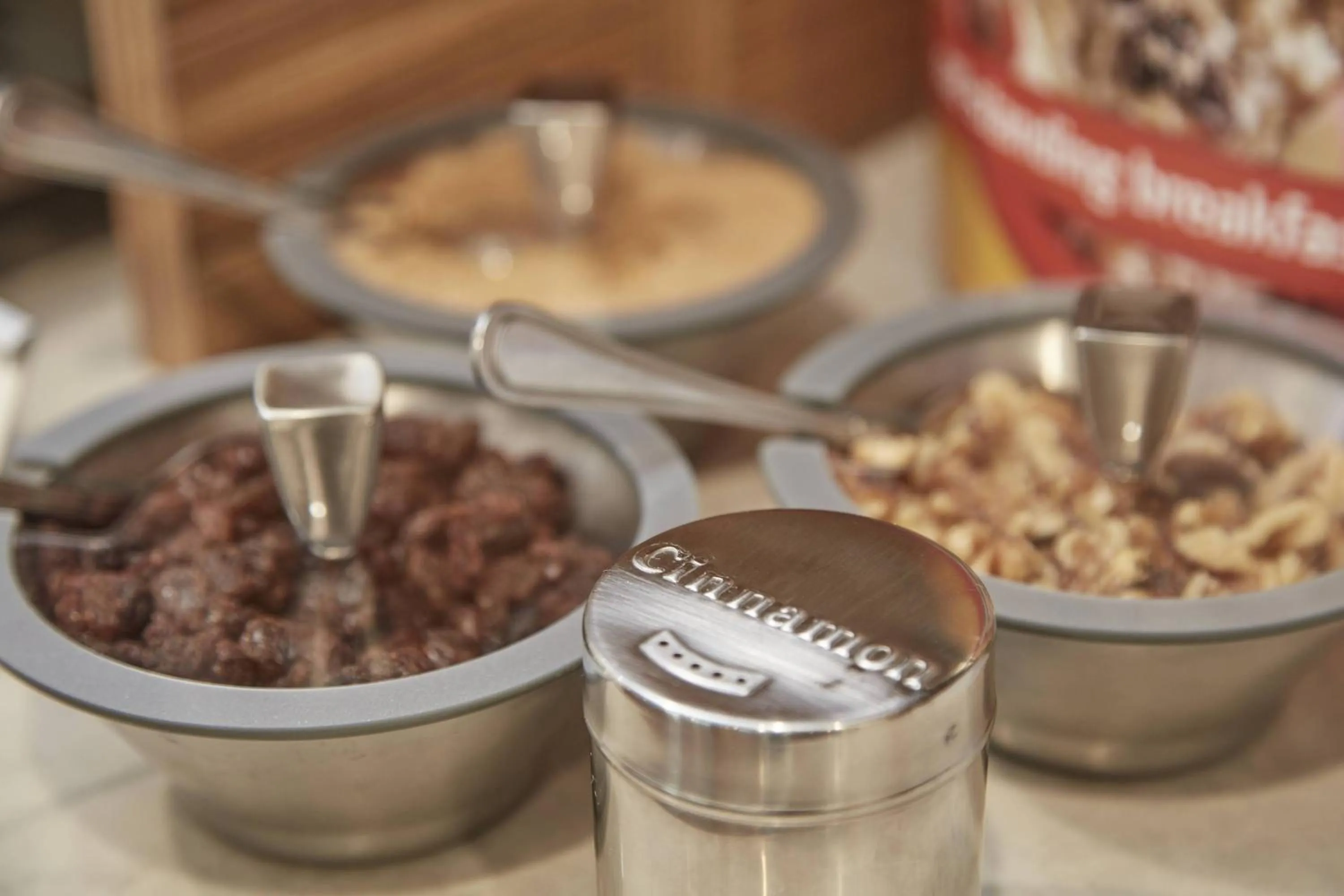 Breakfast in TownePlace Suites by Marriott Tampa South