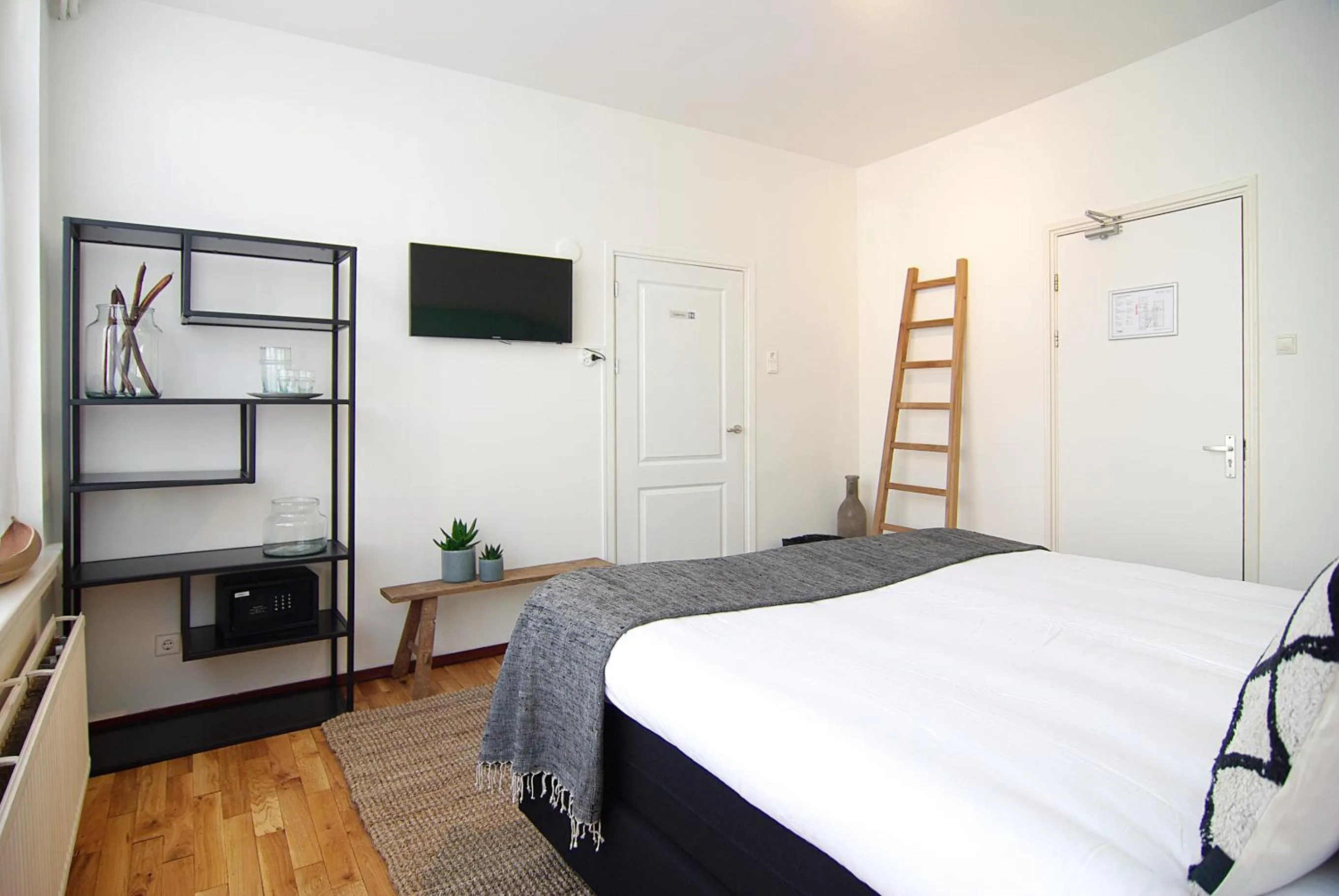 Bedroom, Bed in Hotel Zand