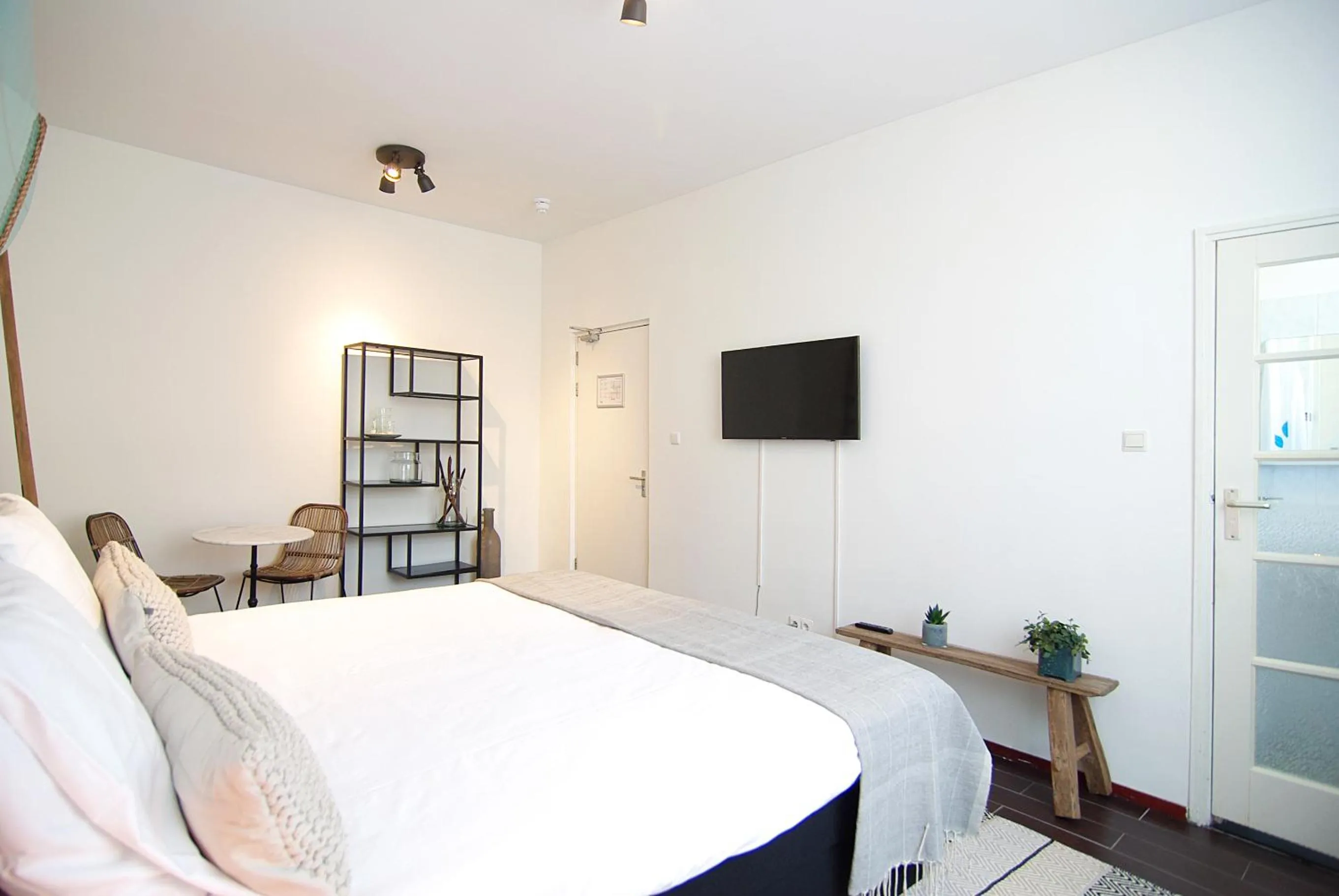 Bedroom, Bed in Hotel Zand