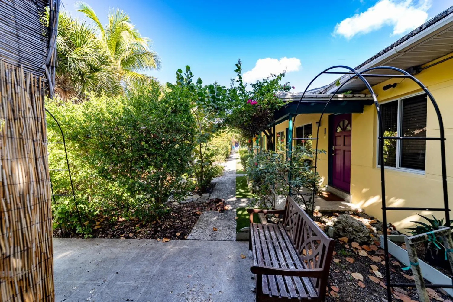 Garden view in The Desoto - Oceanview Inn