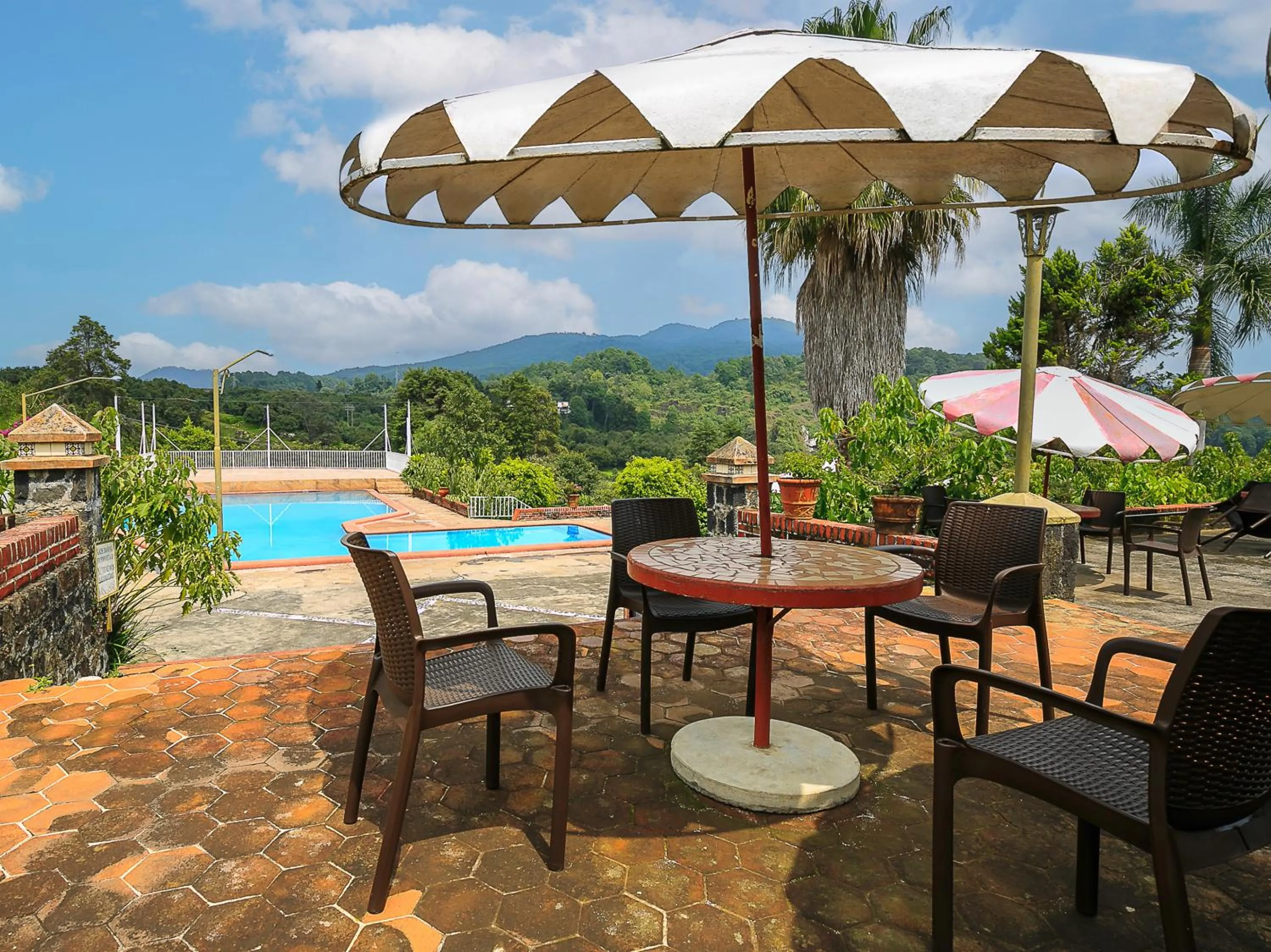 Hotel Pie de la Sierra