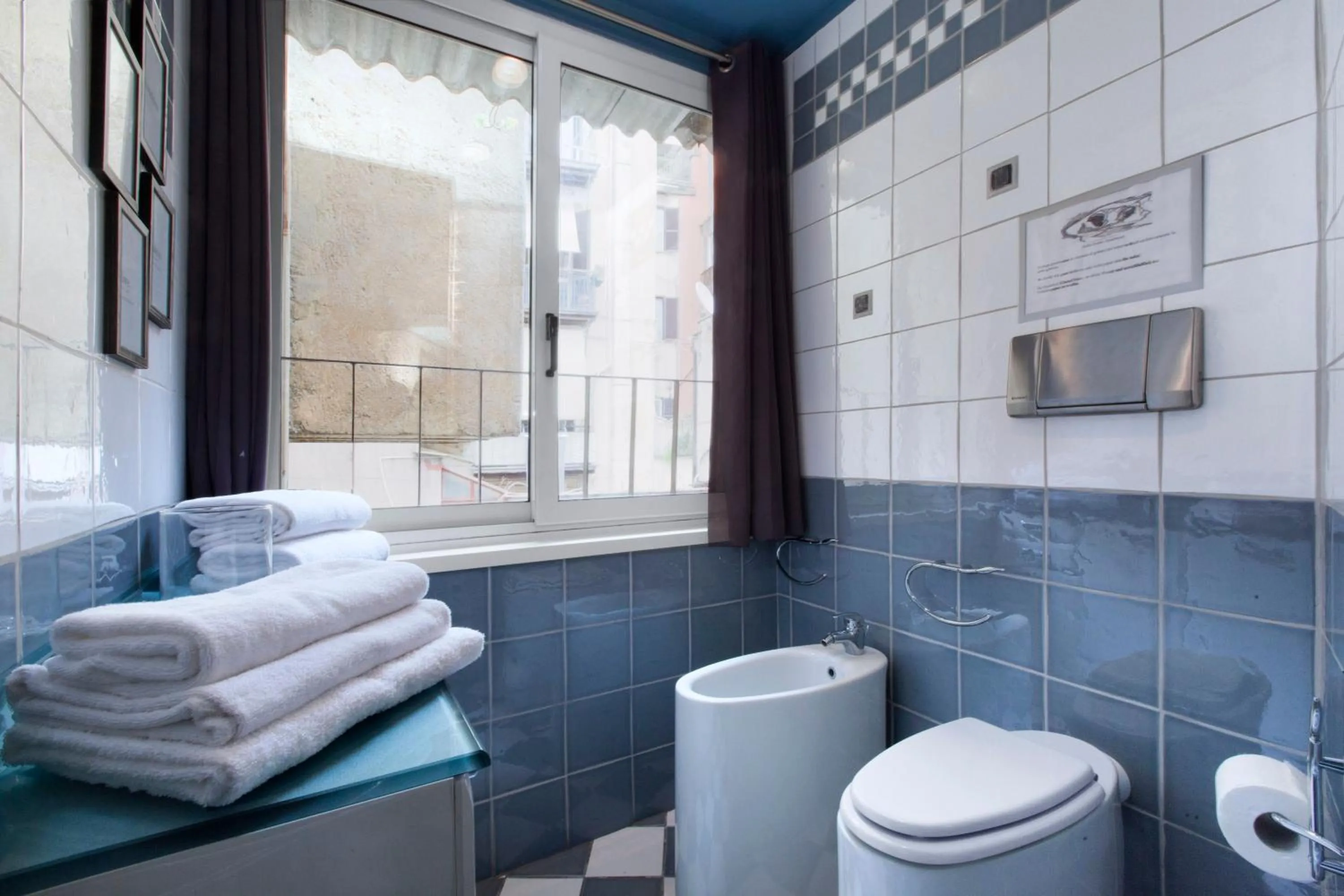 Bathroom in Delle Grotte Apartment