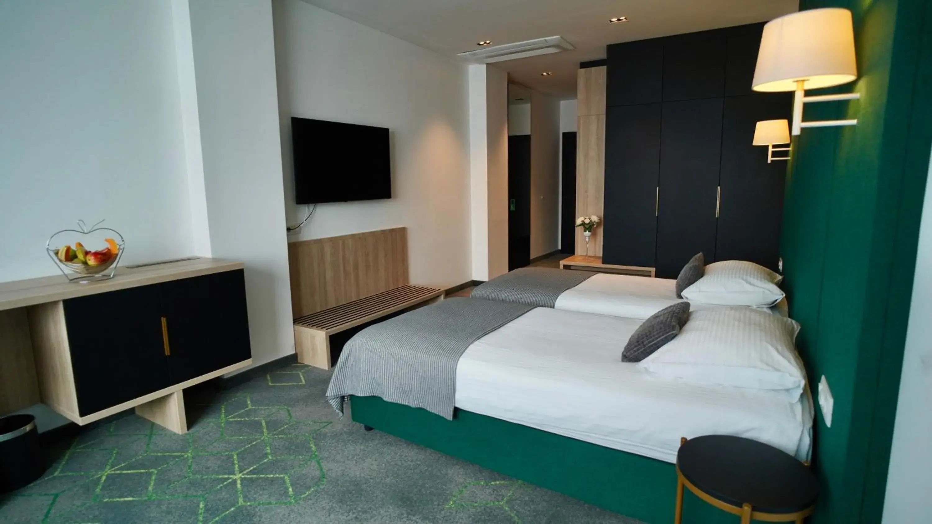 Superior Twin Room in Hotel Diplomat Superior Twin Room in Hotel Diplomat