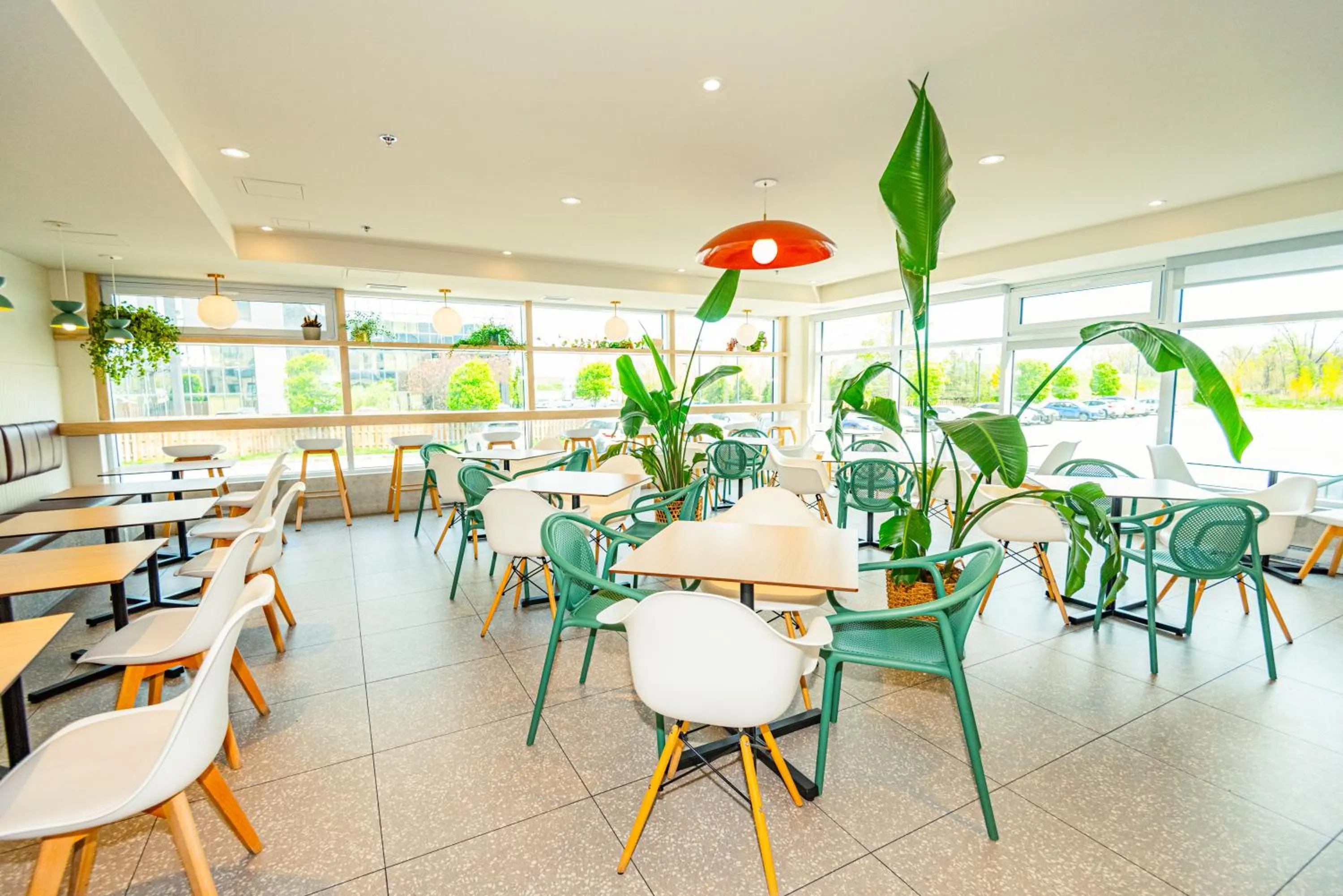 Dining area in Hotel Brossard