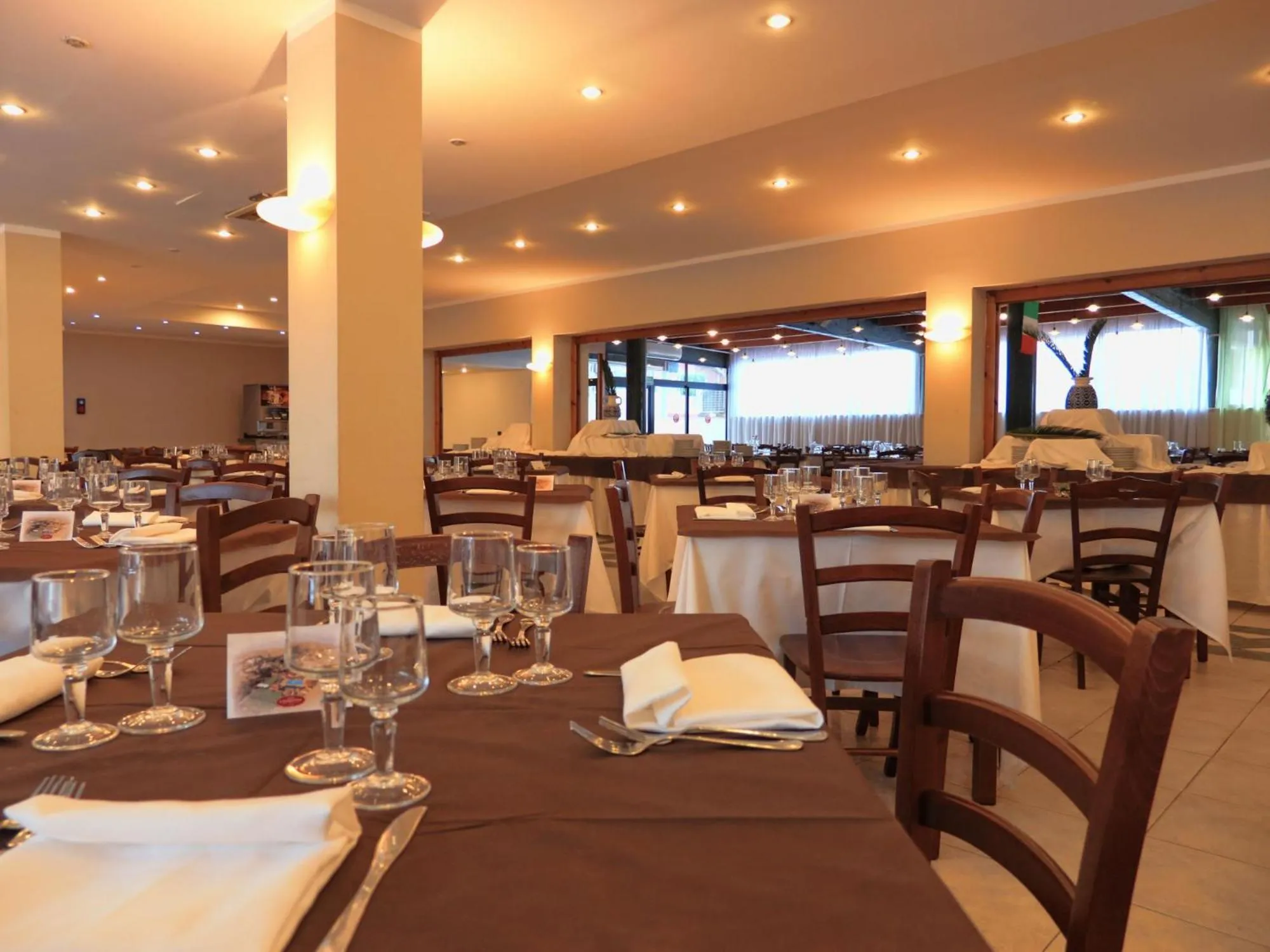 Restaurant/places to eat in Amareclub Club Casarossa