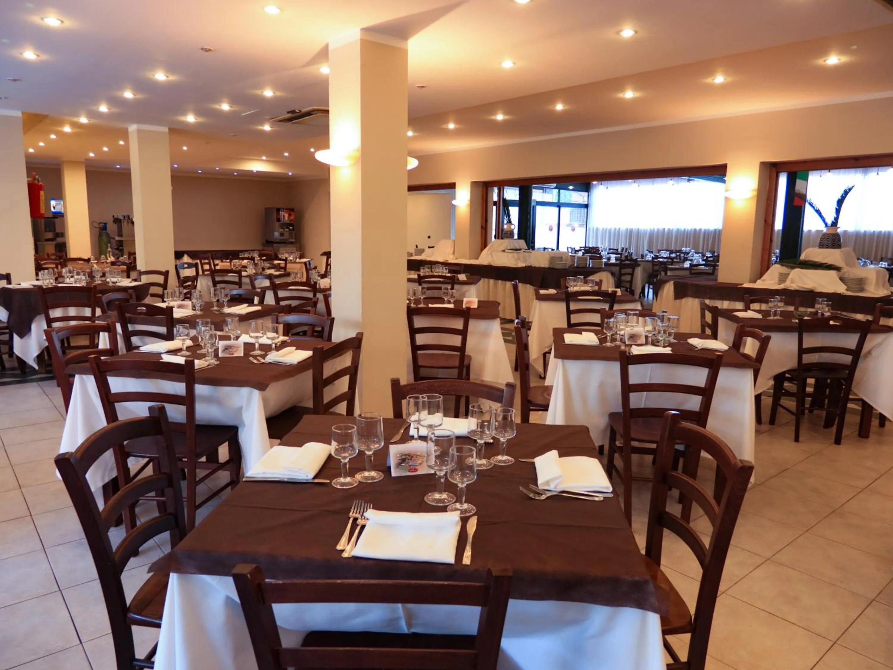 Restaurant/places to eat in Amareclub Club Casarossa