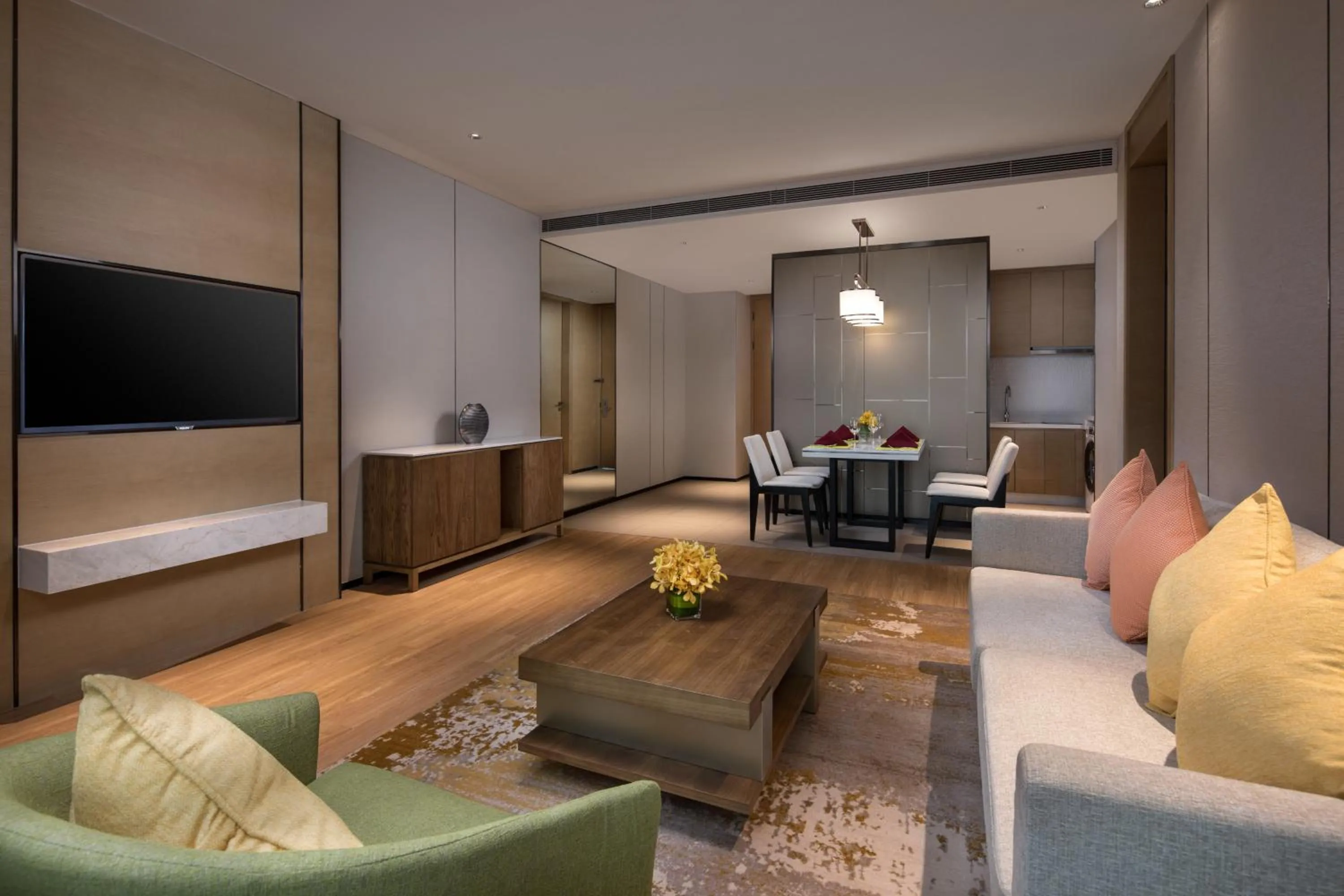 Bedroom in Holiday Inn Nanjing Harbour by IHG