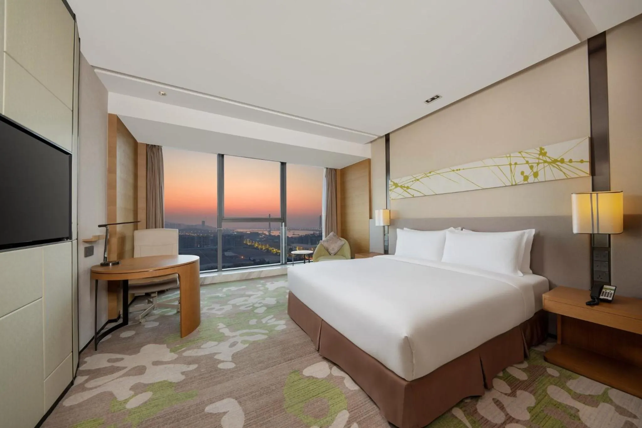 Photo of the whole room, Bed in Holiday Inn Nanjing Harbour by IHG