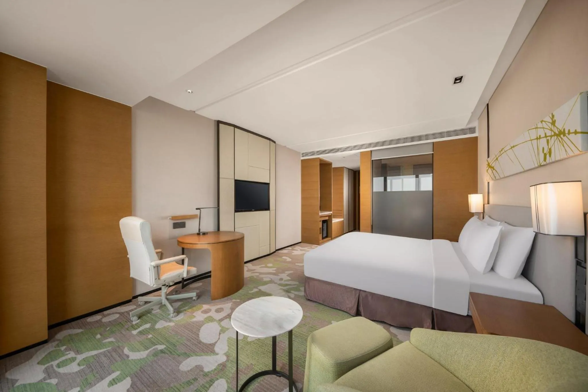 Photo of the whole room, Bed in Holiday Inn Nanjing Harbour by IHG