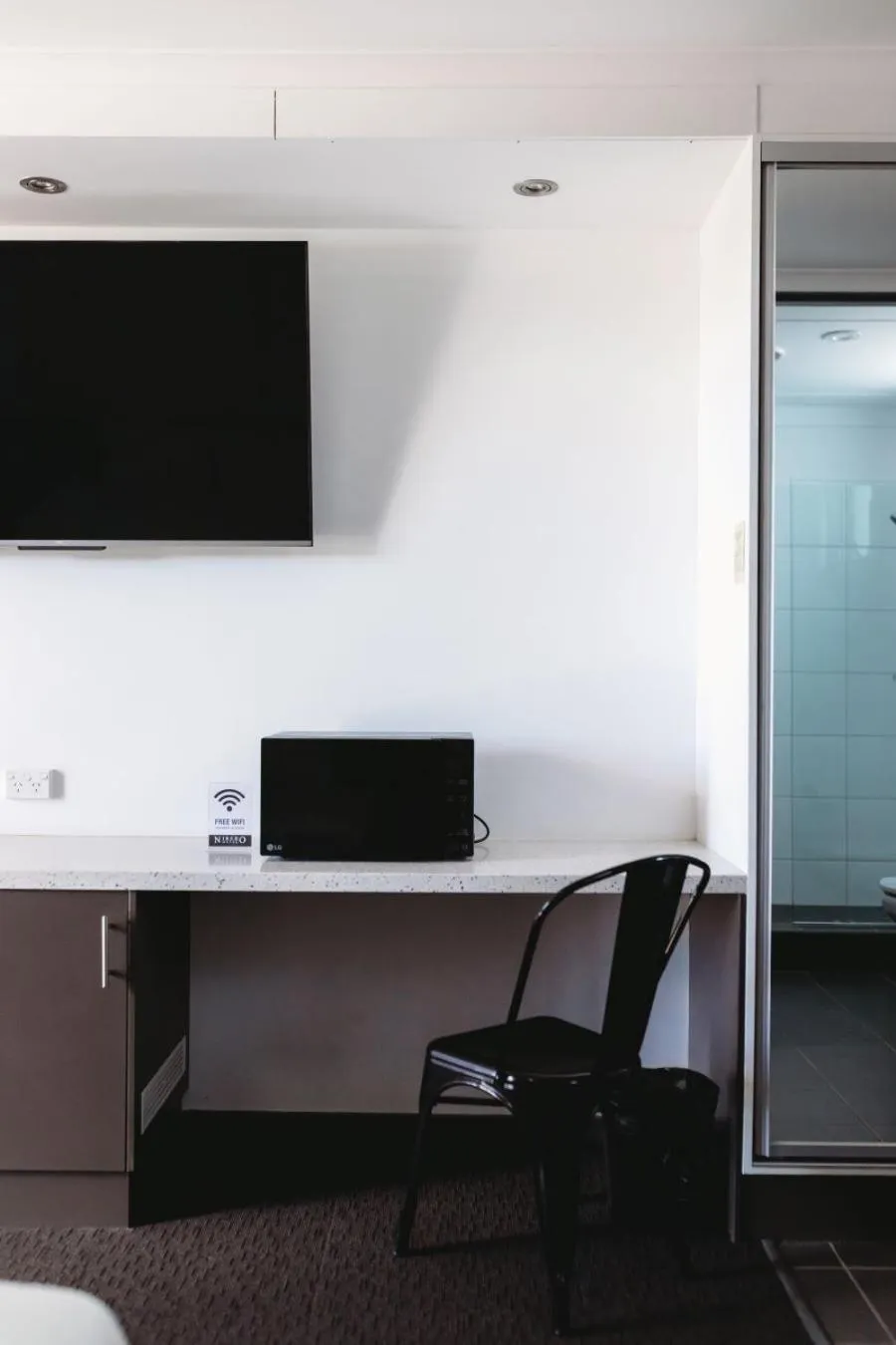 TV and multimedia in Echuca Nirebo Motel