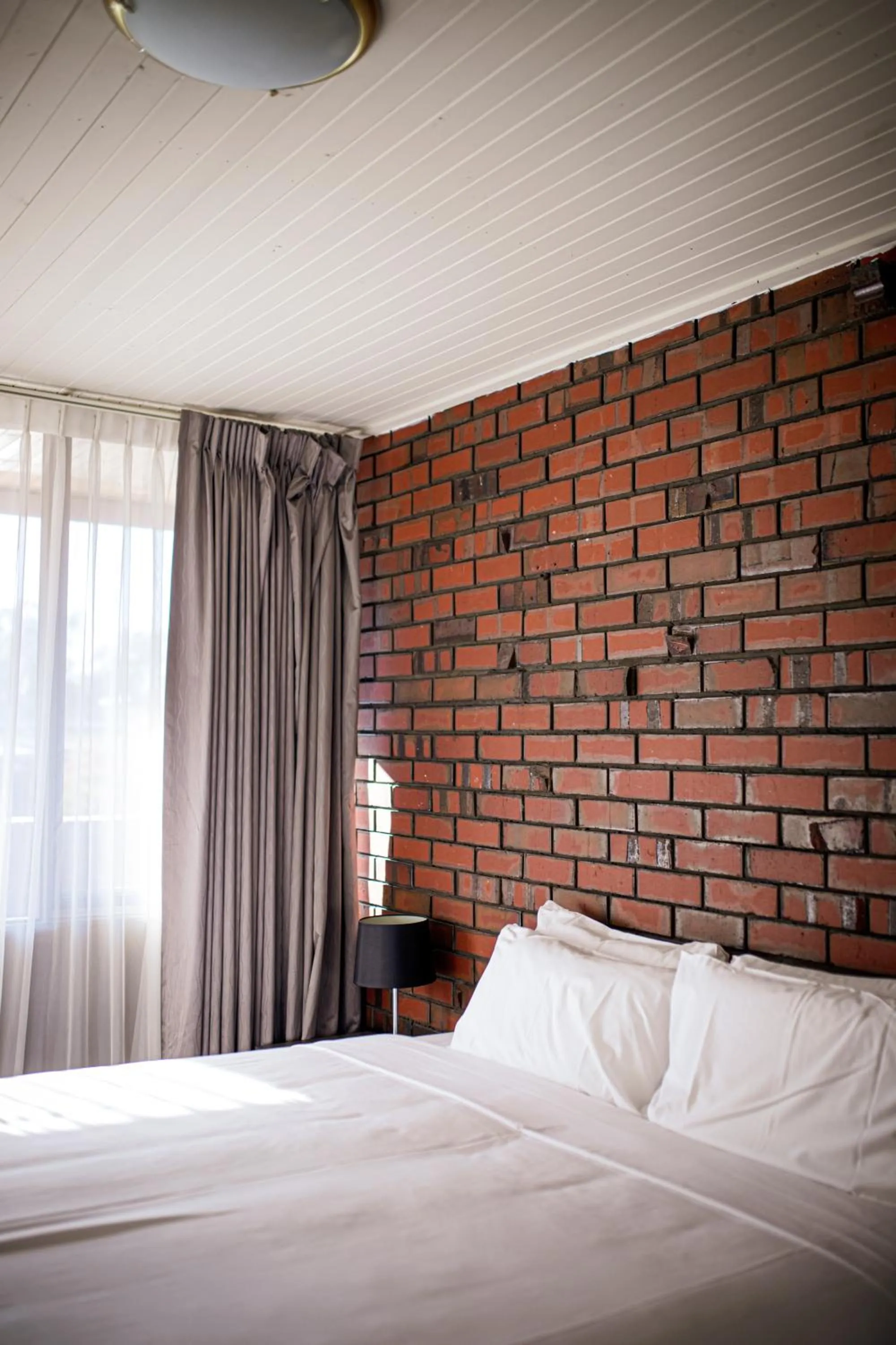 Bedroom, Bed in Echuca Nirebo Motel