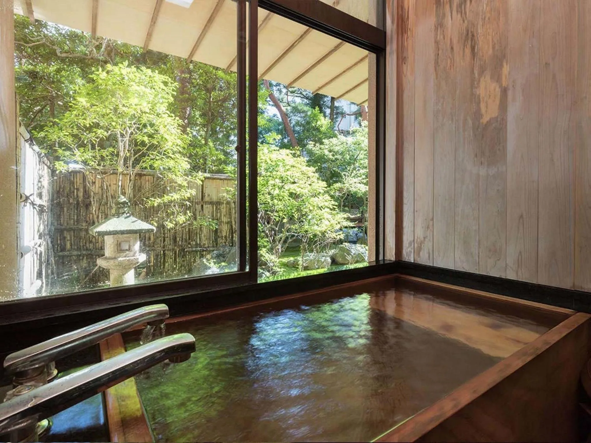 Hot Spring Bath in Hoshi